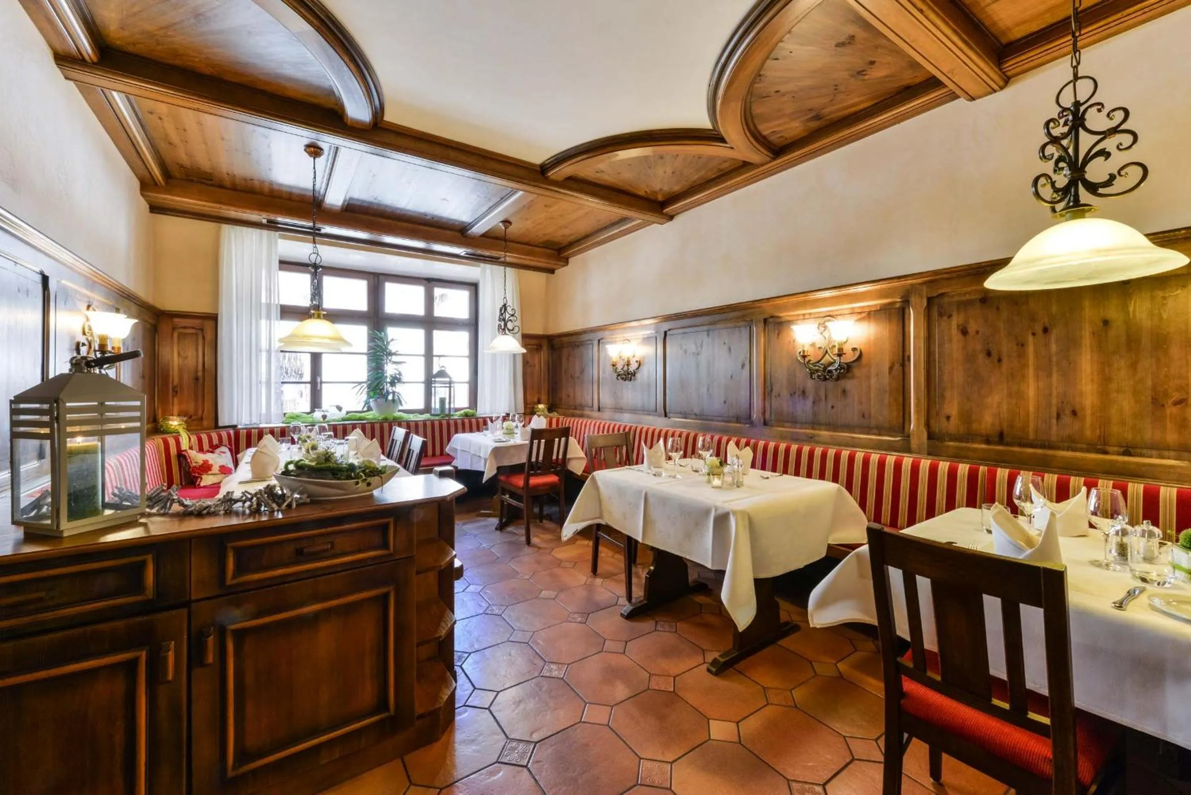 Restaurant/places to eat in Hotel Restaurant Sonne