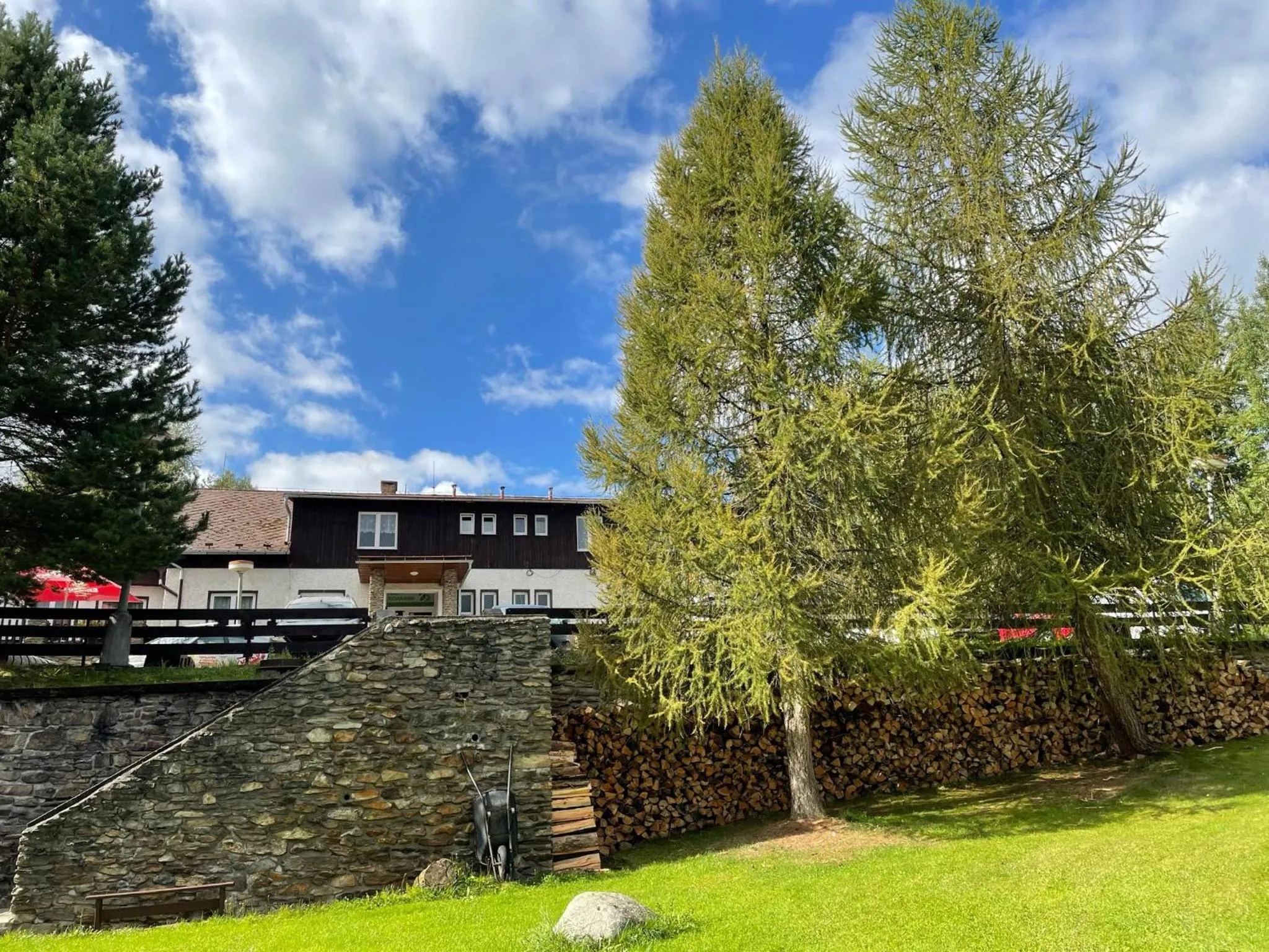 Property building in Hotel Rohanov