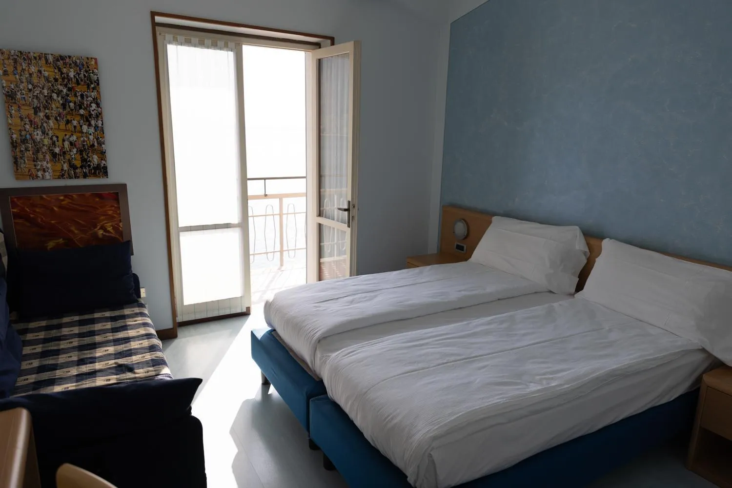 Bed in La Foresta Monteisola