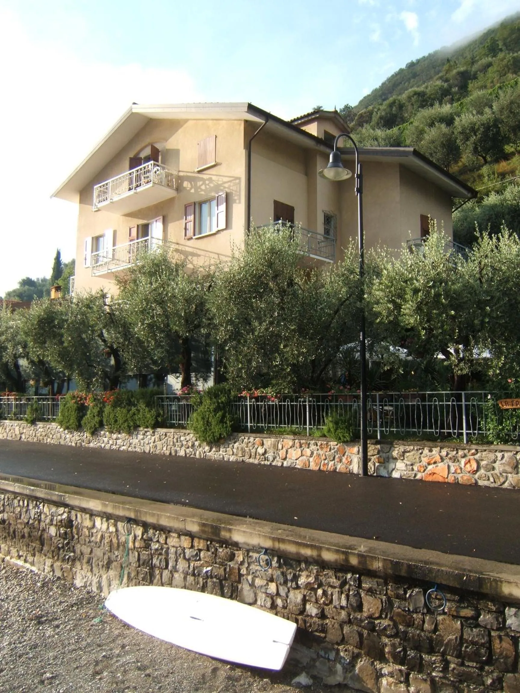 Beach in La Foresta Monteisola