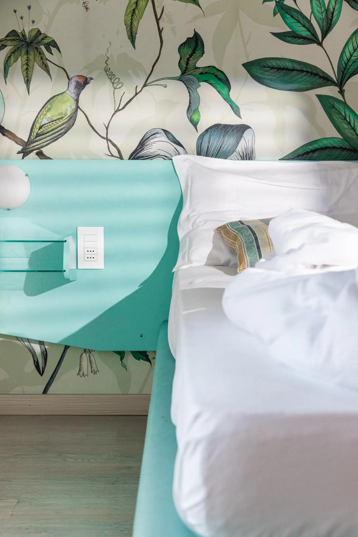 Bed in La Foresta Monteisola