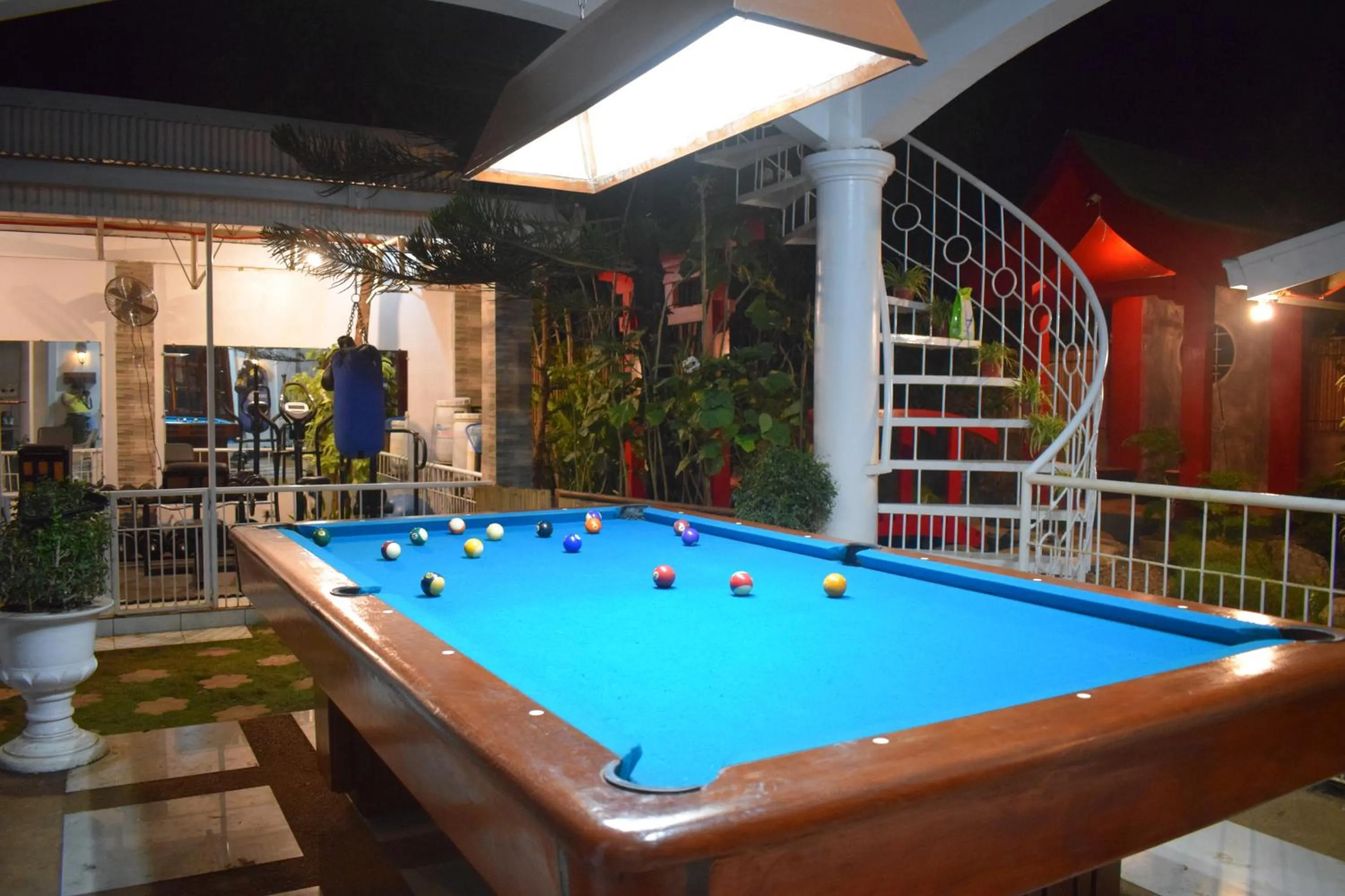 Billiard in Orokasa Guesthouse