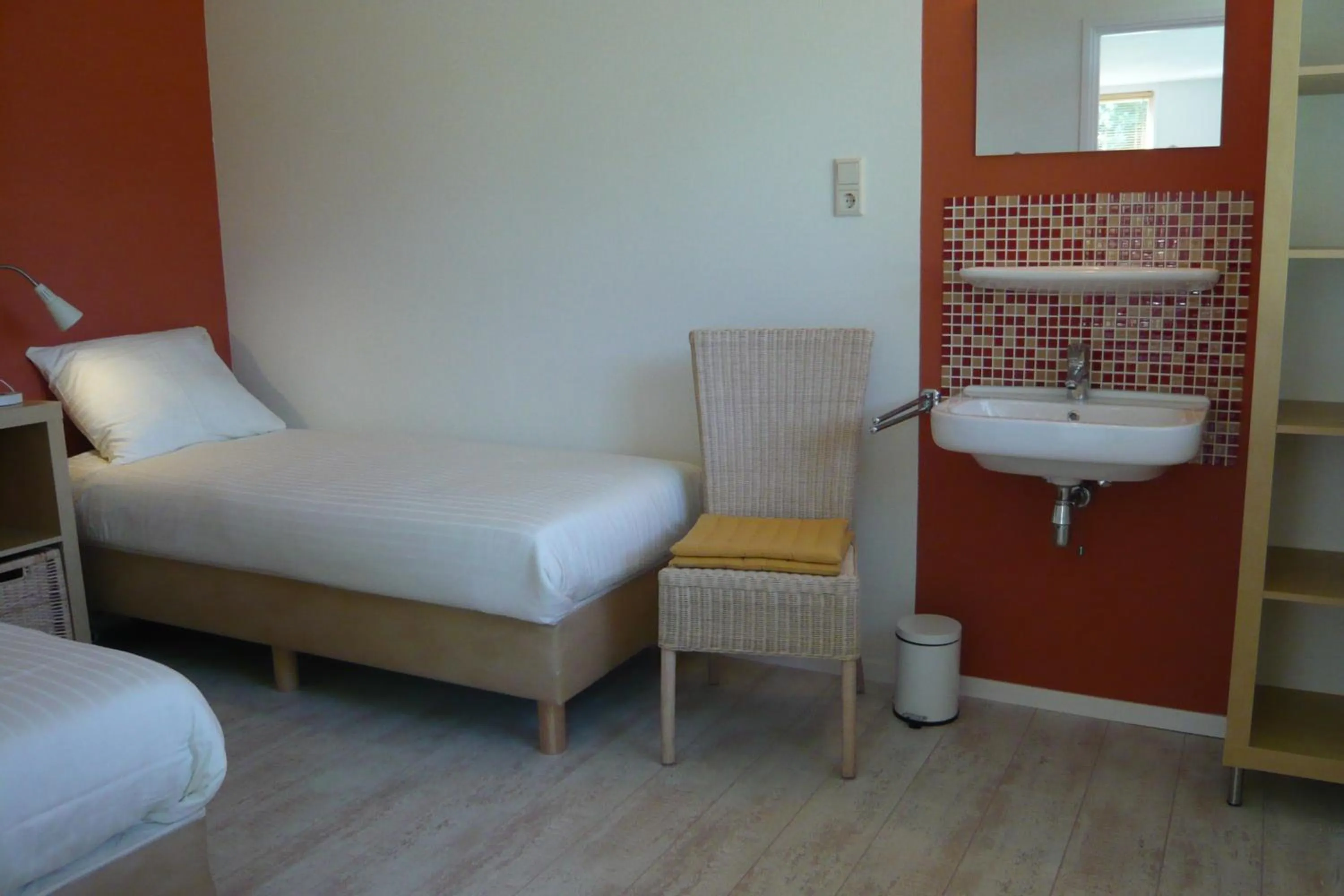 Bedroom, Bed in Waddenhoes Gastenverblijven