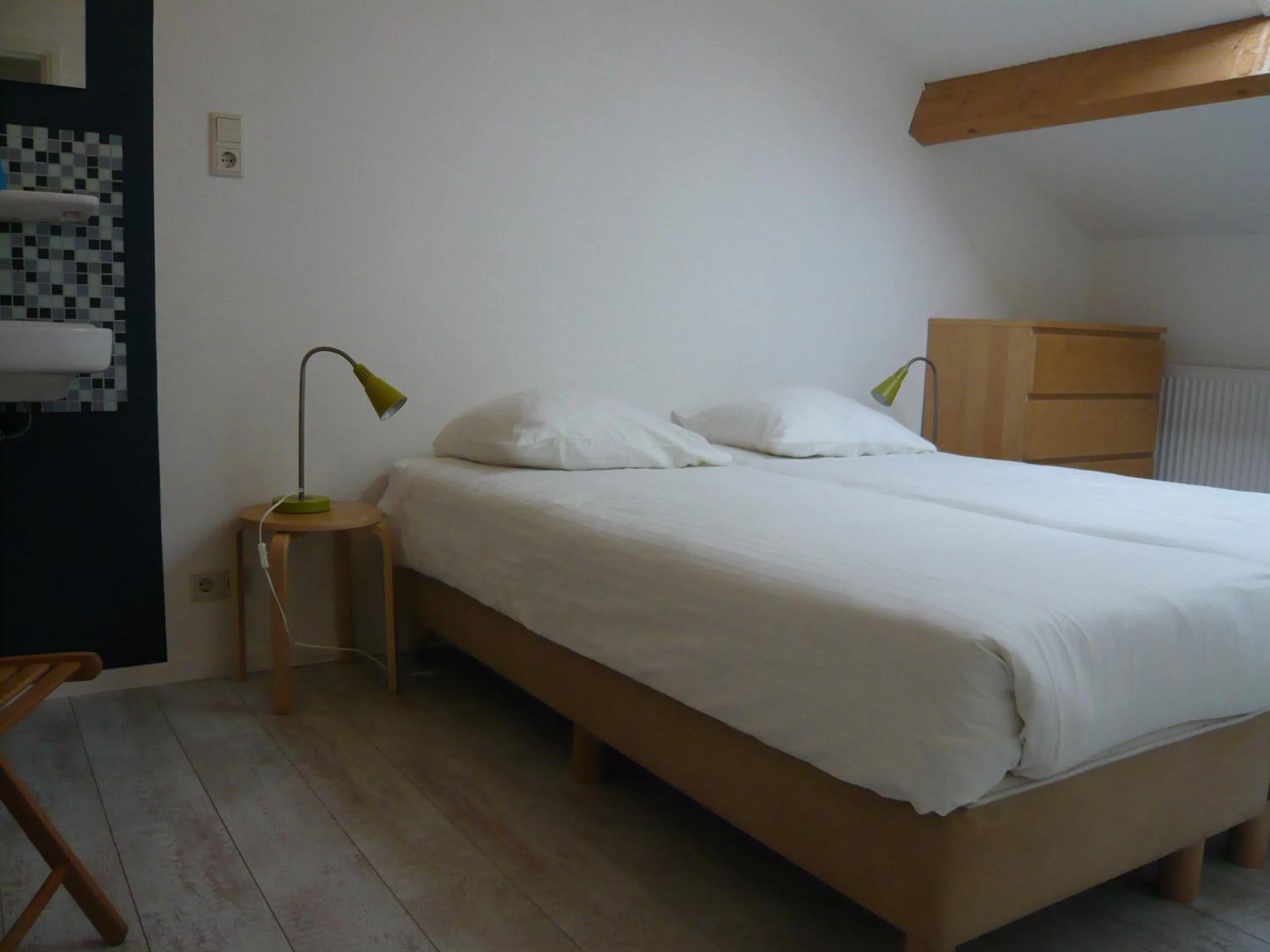 Bedroom, Bed in Waddenhoes Gastenverblijven