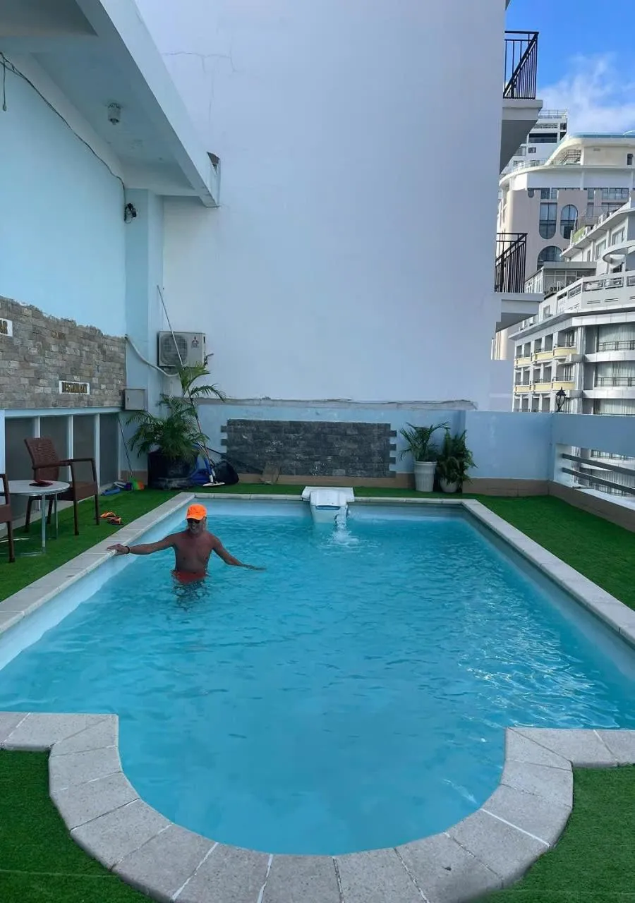 Swimming pool in King Hotel