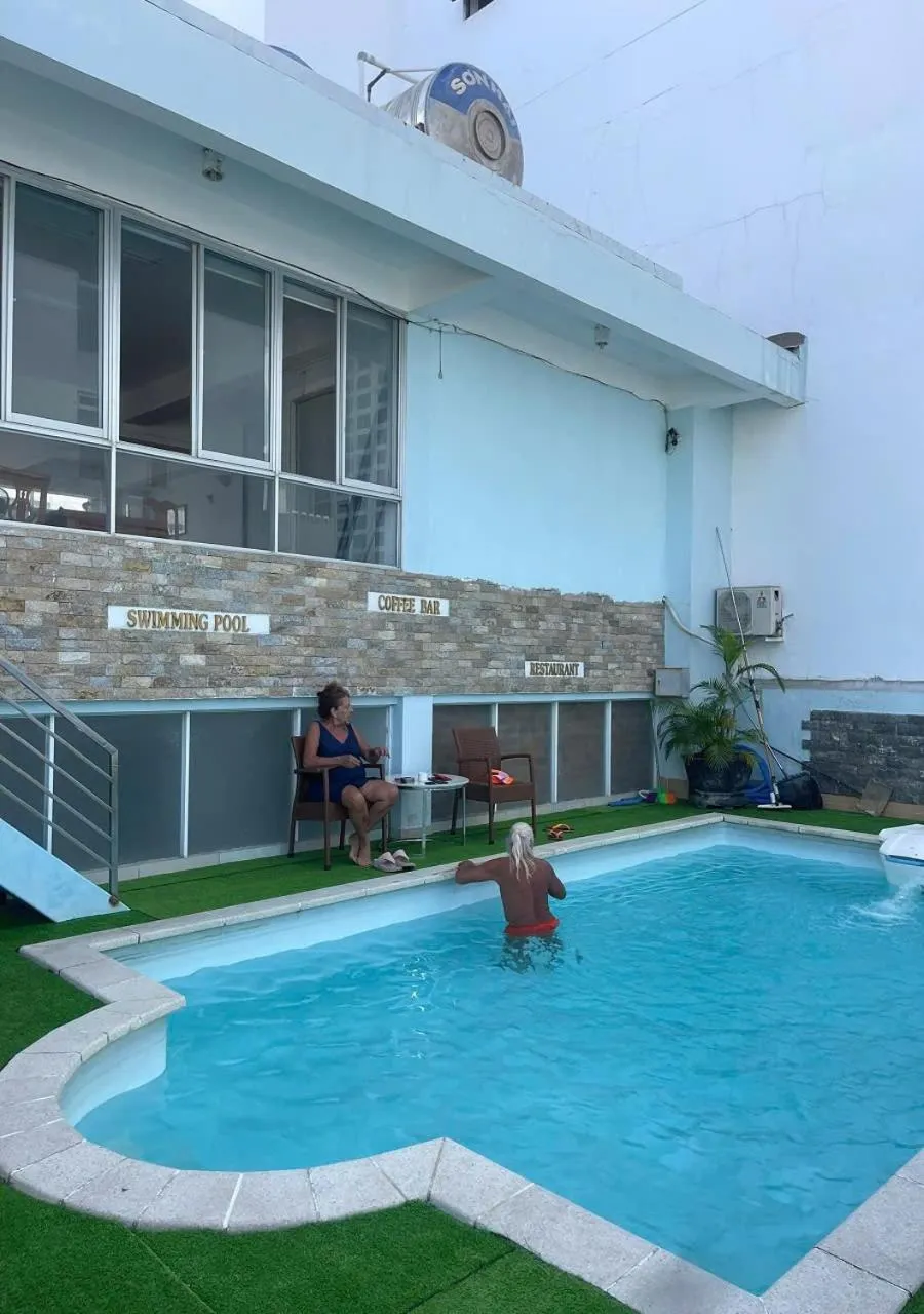 Swimming pool in King Hotel