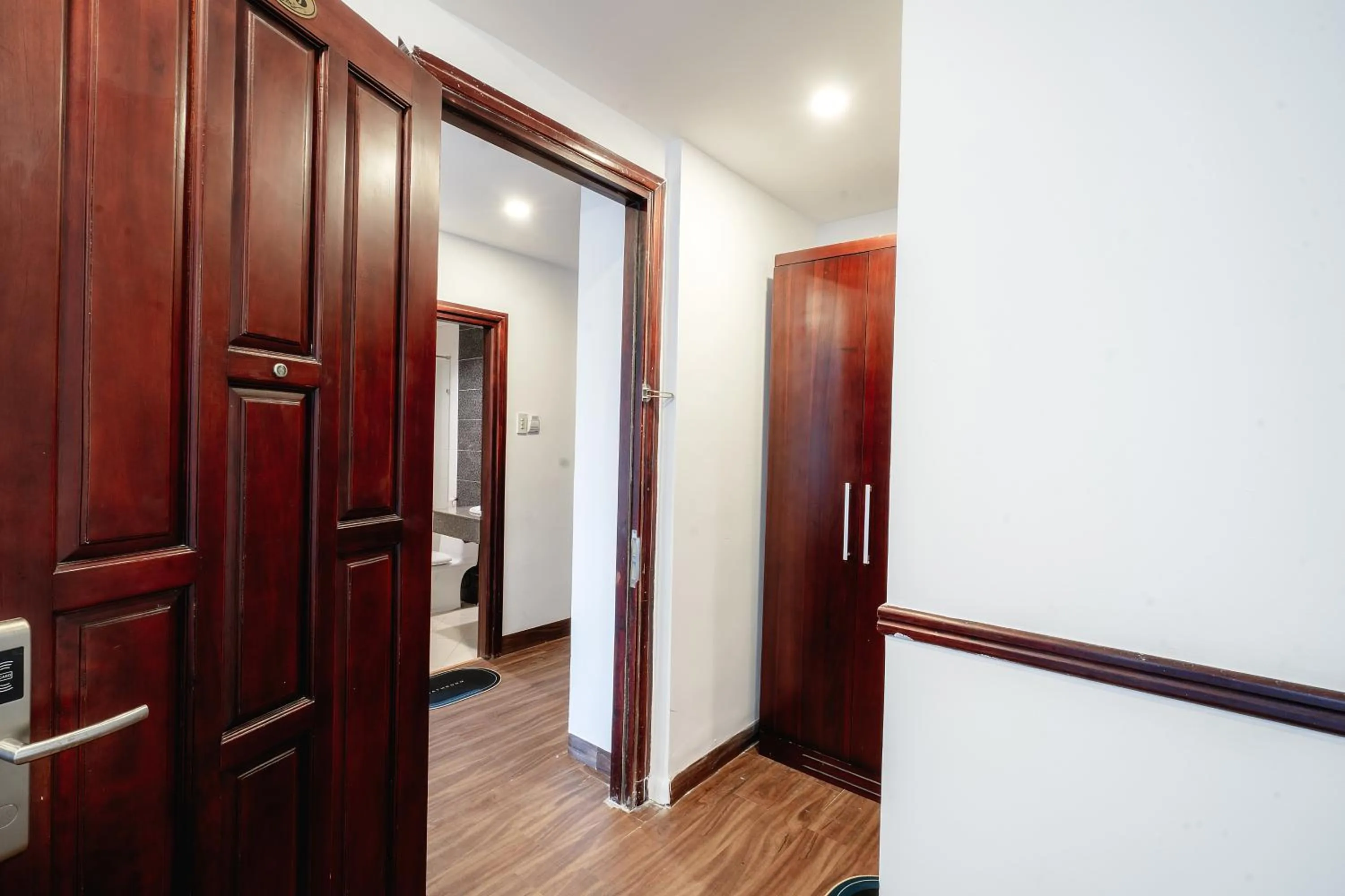 Bathroom in King Hotel