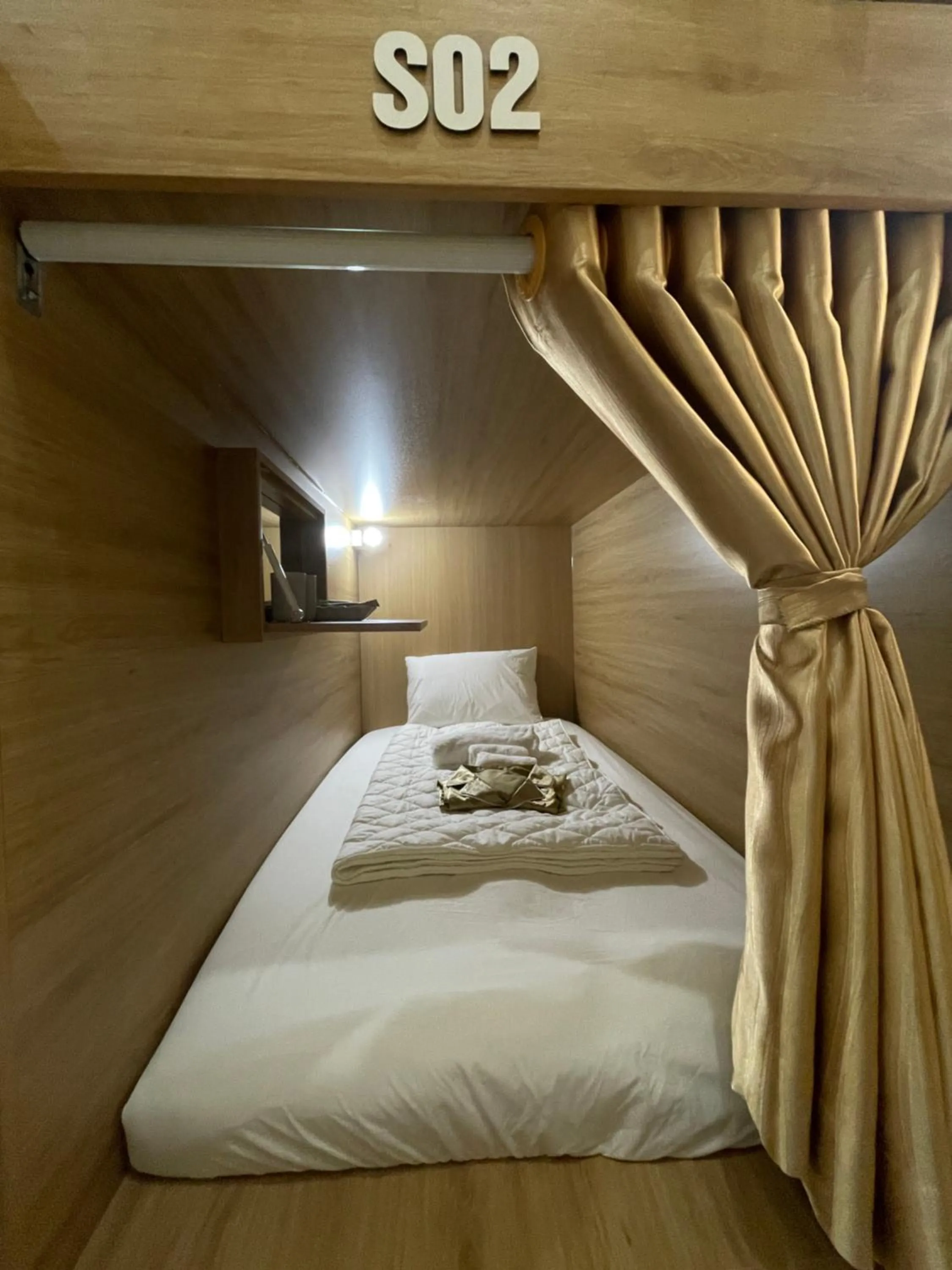 Bed in Basic Guest House Hải Phòng