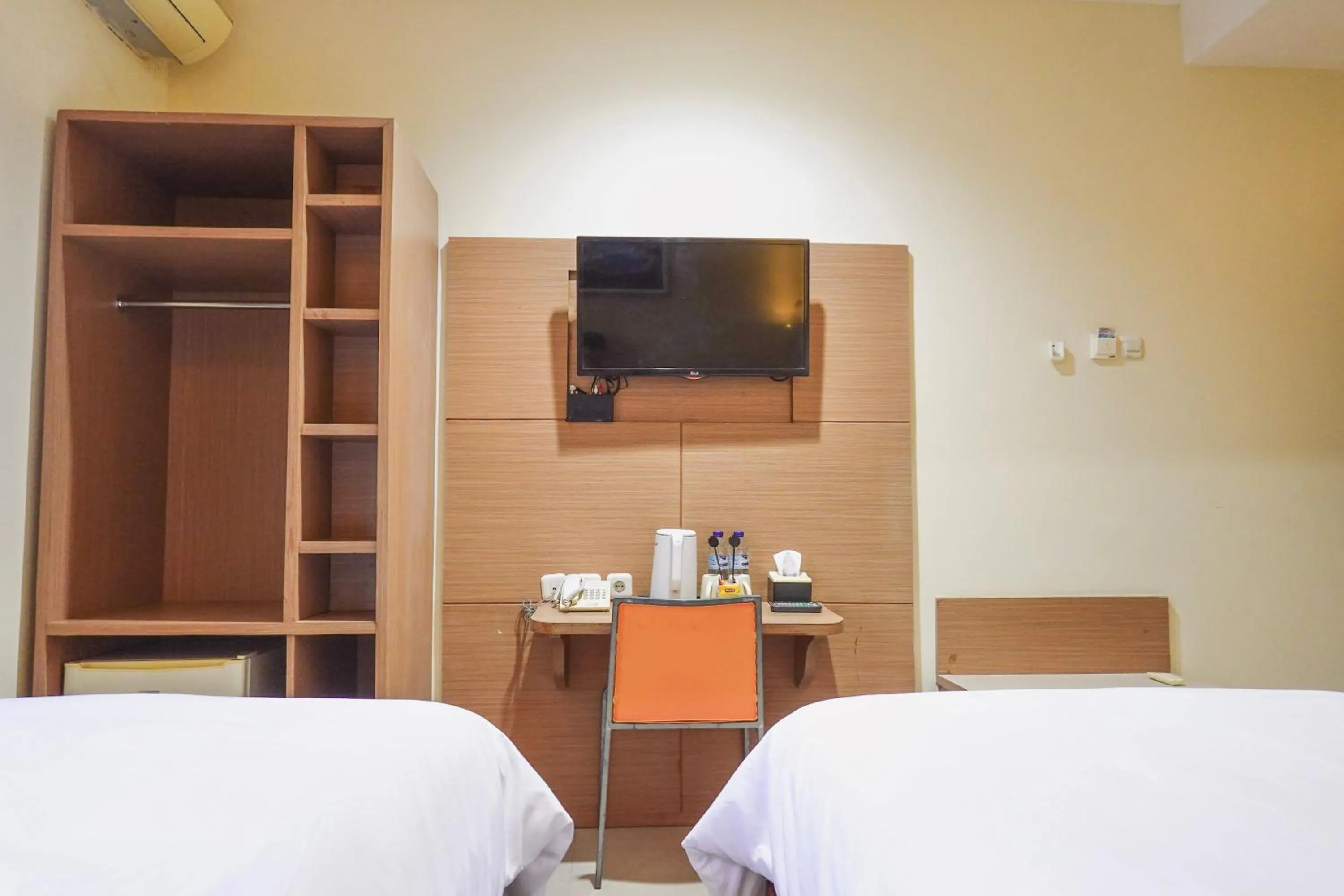 Bed in City Hotel Mataram