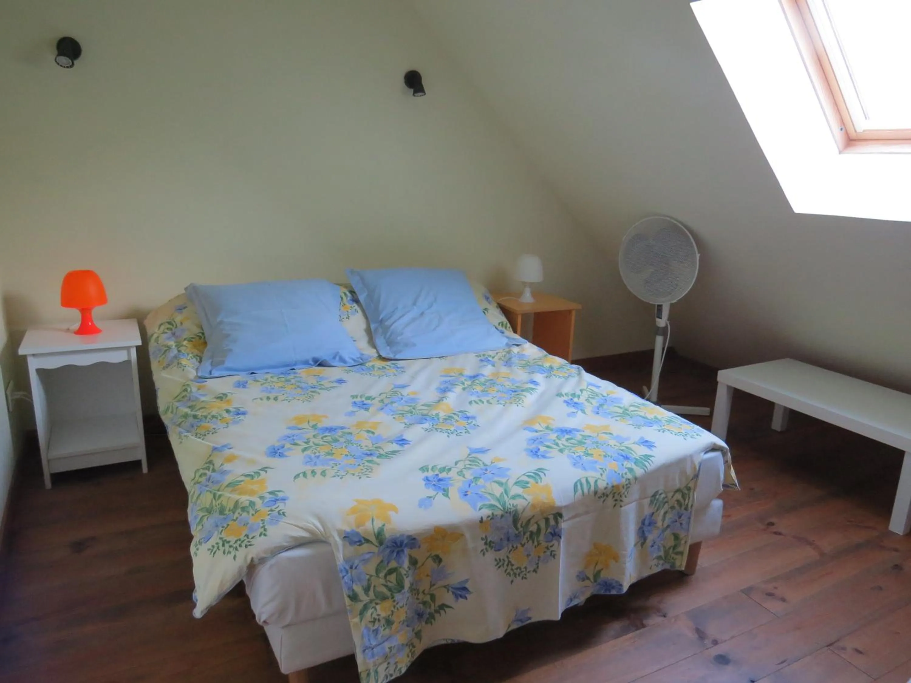 Photo of the whole room in Au Grand Pré