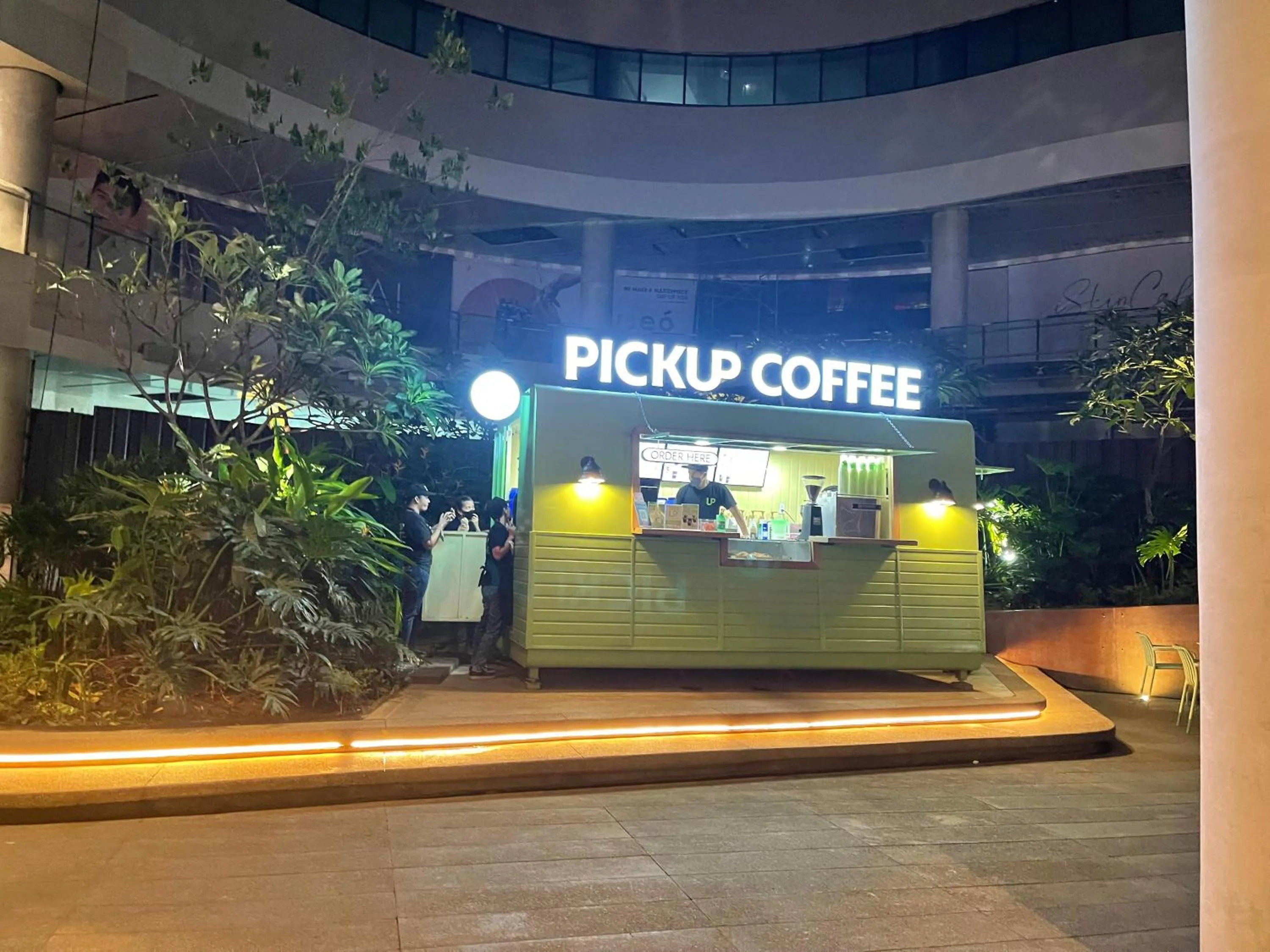 Coffee/tea facilities in E & T Homecations 2 Bedroom Apartment at SMDC Air Residences