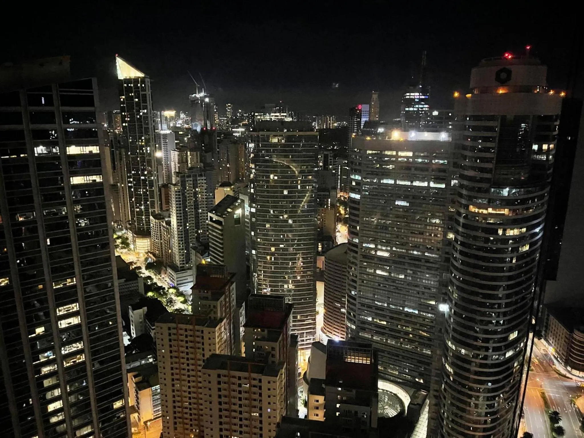 Night in E & T Homecations 2 Bedroom Apartment at SMDC Air Residences