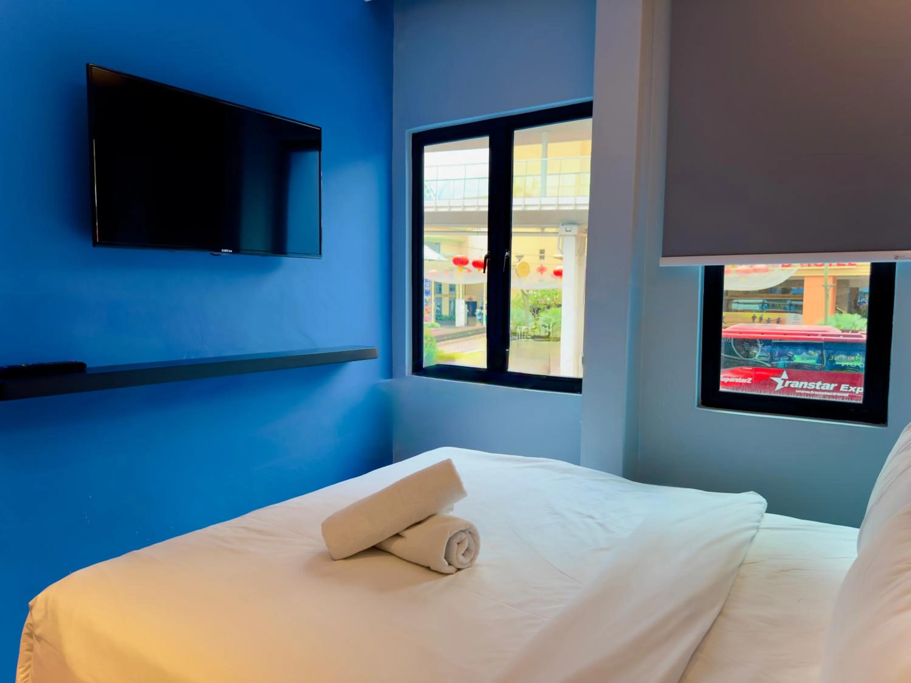 Bed in Blue Lagoon At Bandar Sunway