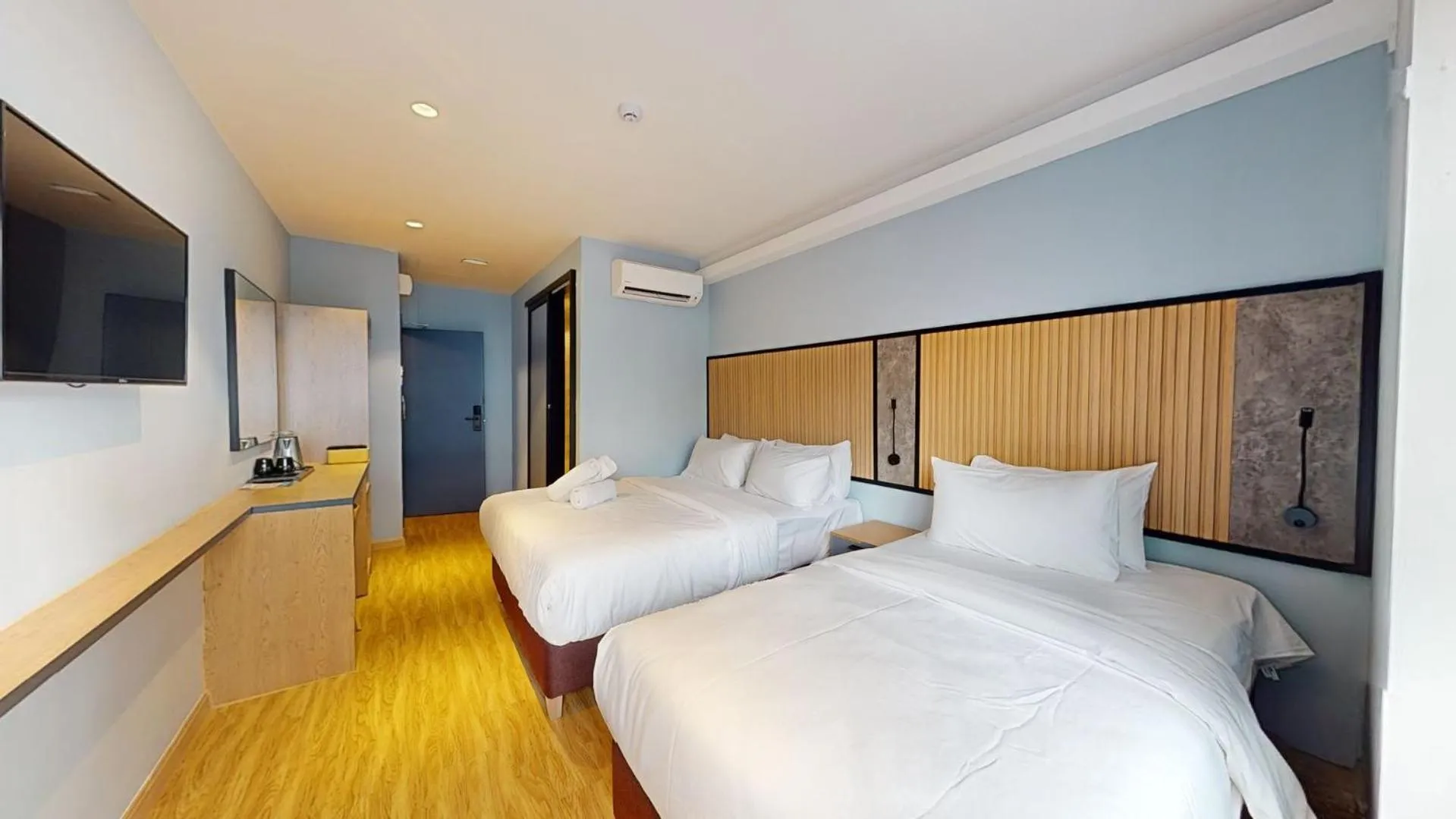 Bed in Blue Lagoon At Bandar Sunway