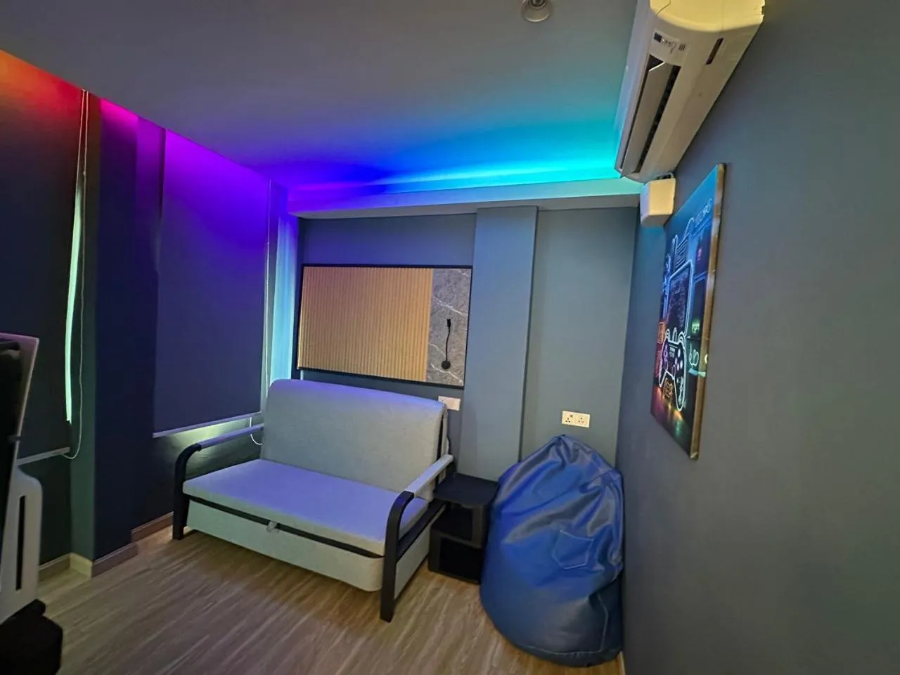 Bed in Blue Lagoon At Bandar Sunway