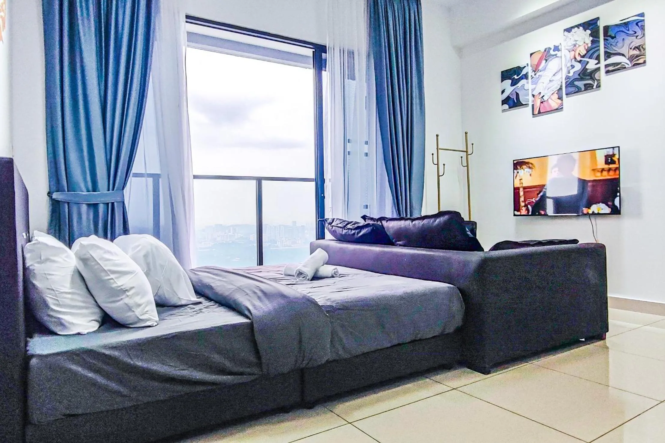 Luxury Balcony at Trion KL by HCK