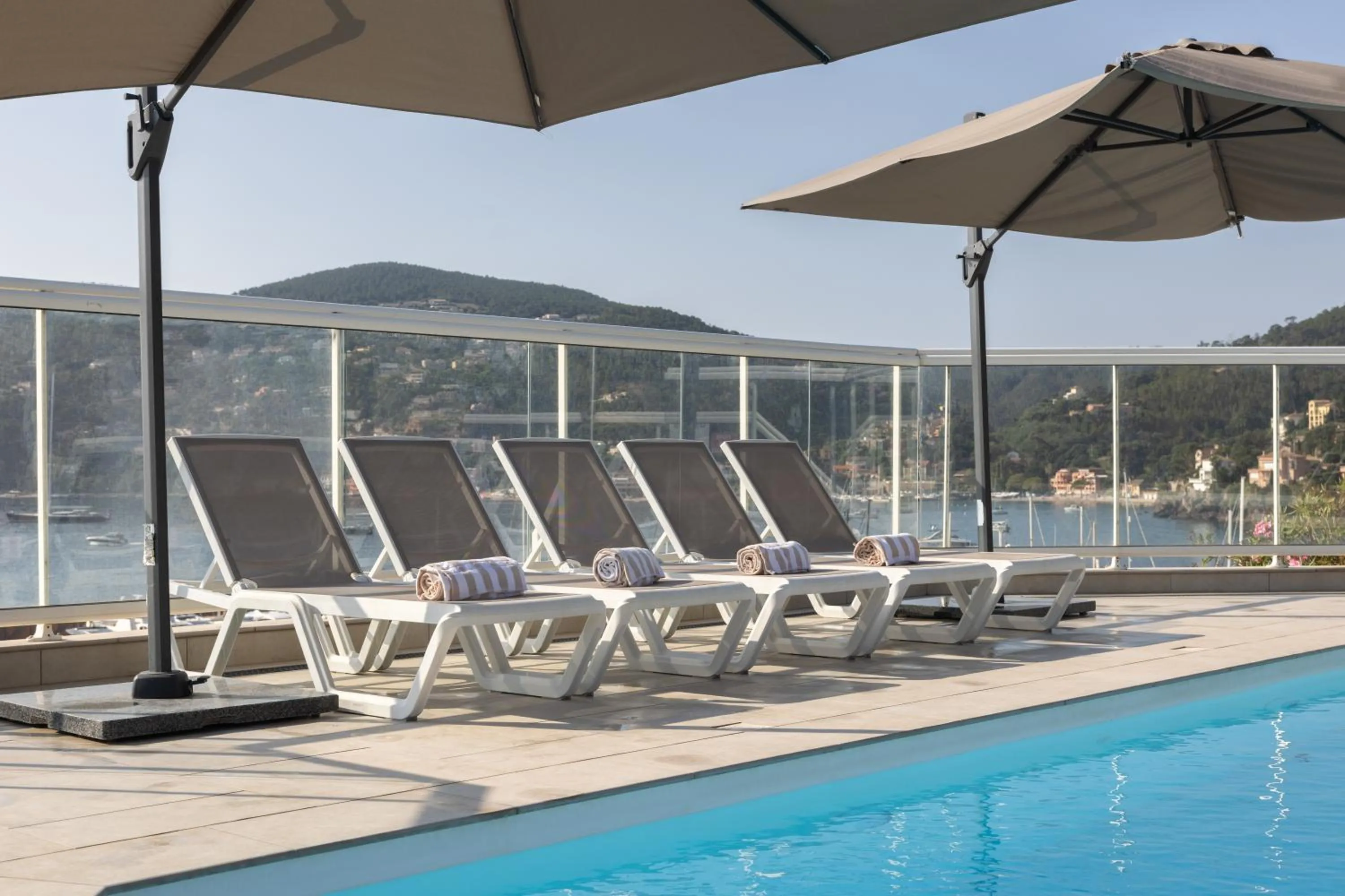 Swimming pool in Riviera Beach Hotel