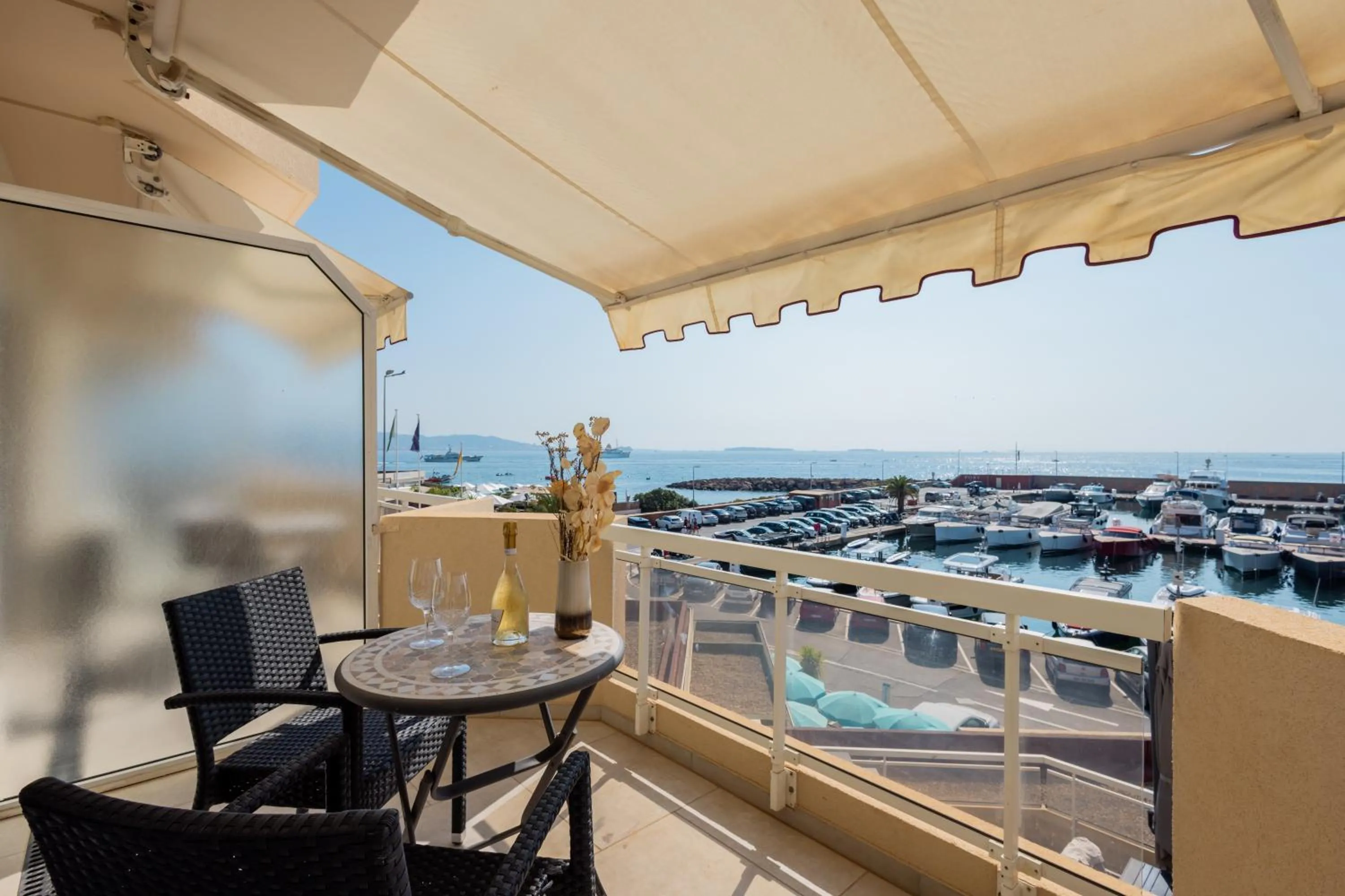 Riviera Beach Hotel