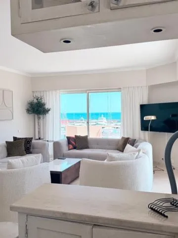 Riviera Beach Hotel