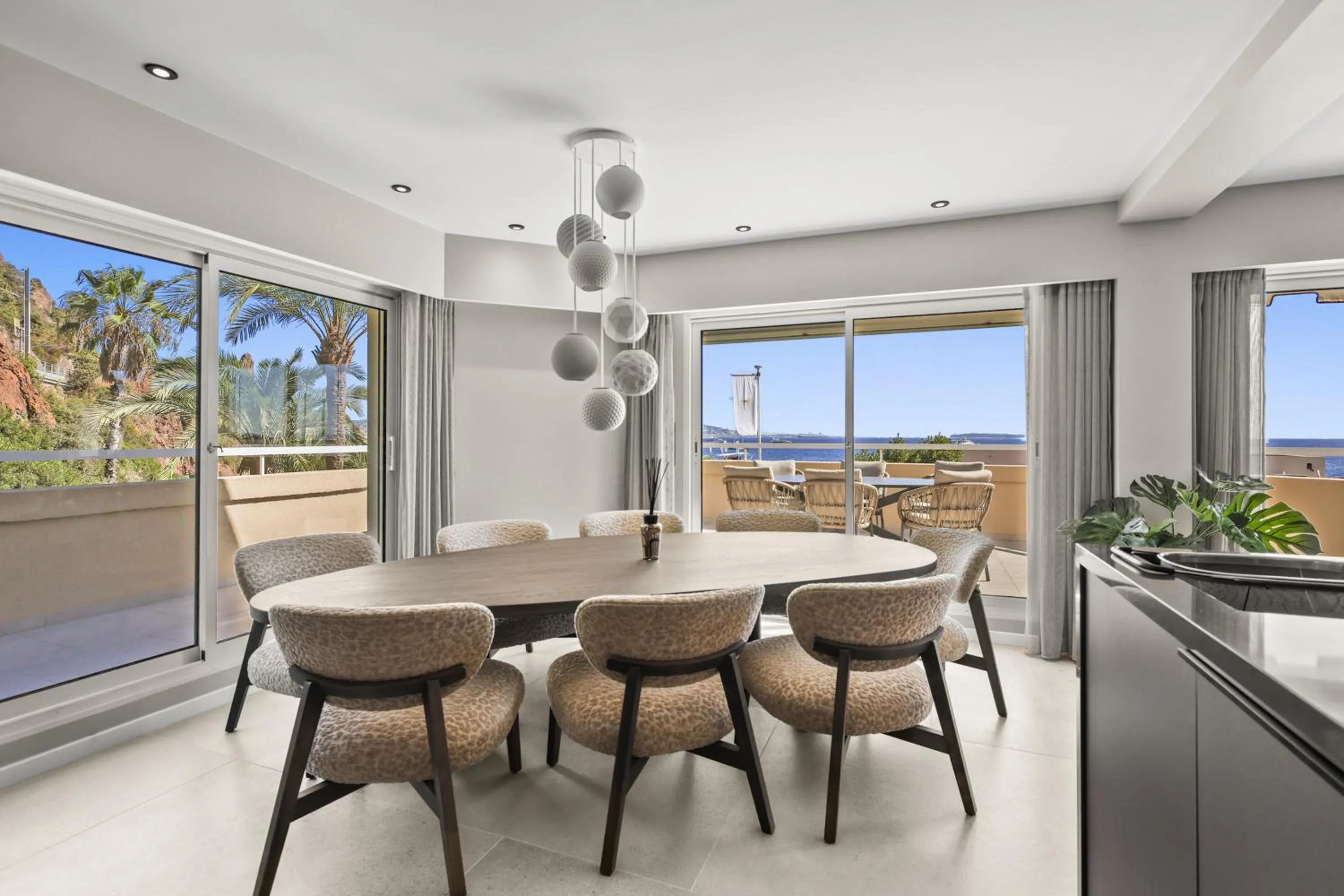 Riviera Beach Hotel