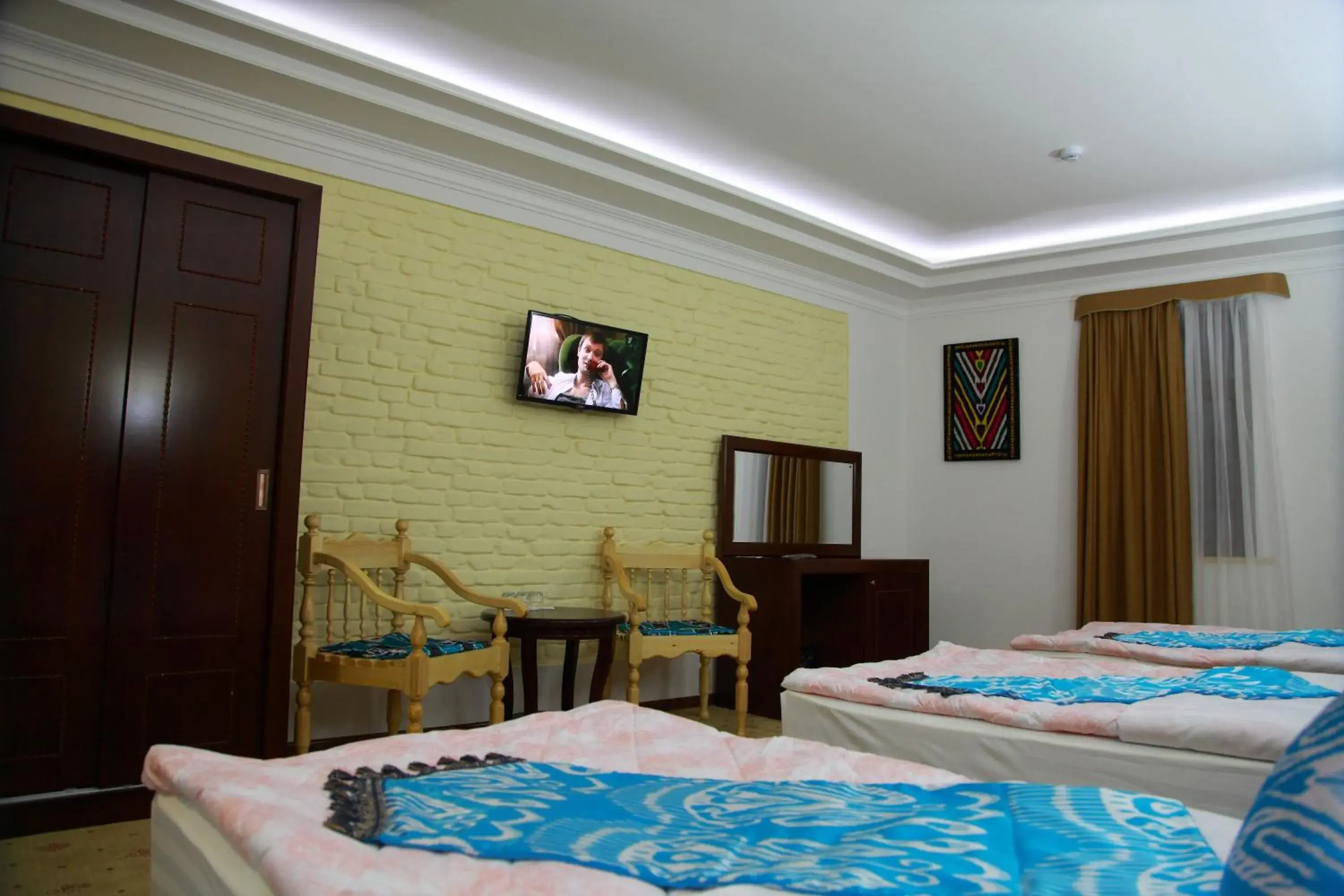 Standard Triple Room in Sultan Hotel Boutique Standard Triple Room in Sultan Hotel Boutique