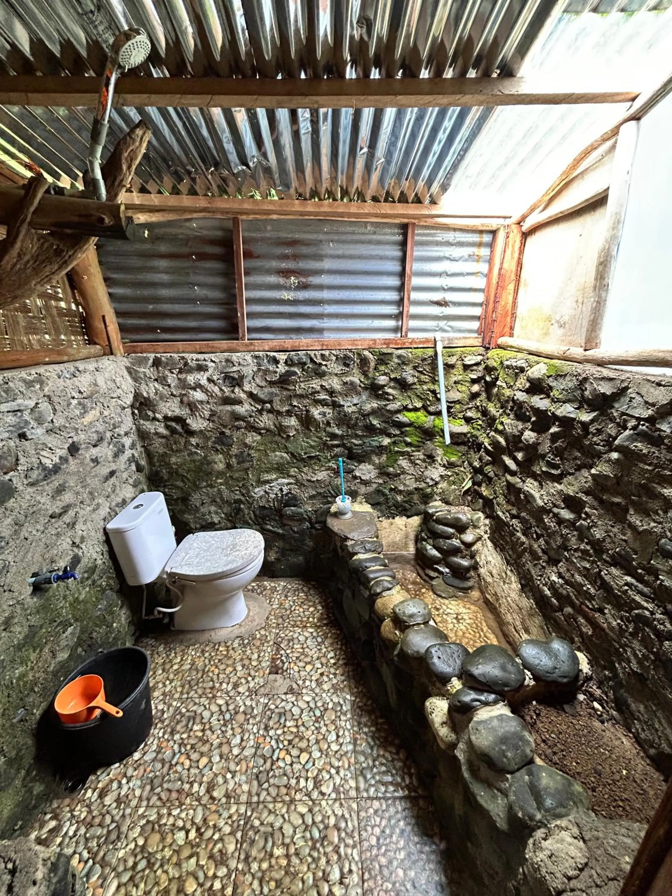 Bathroom in Back to Nature Ecotourism