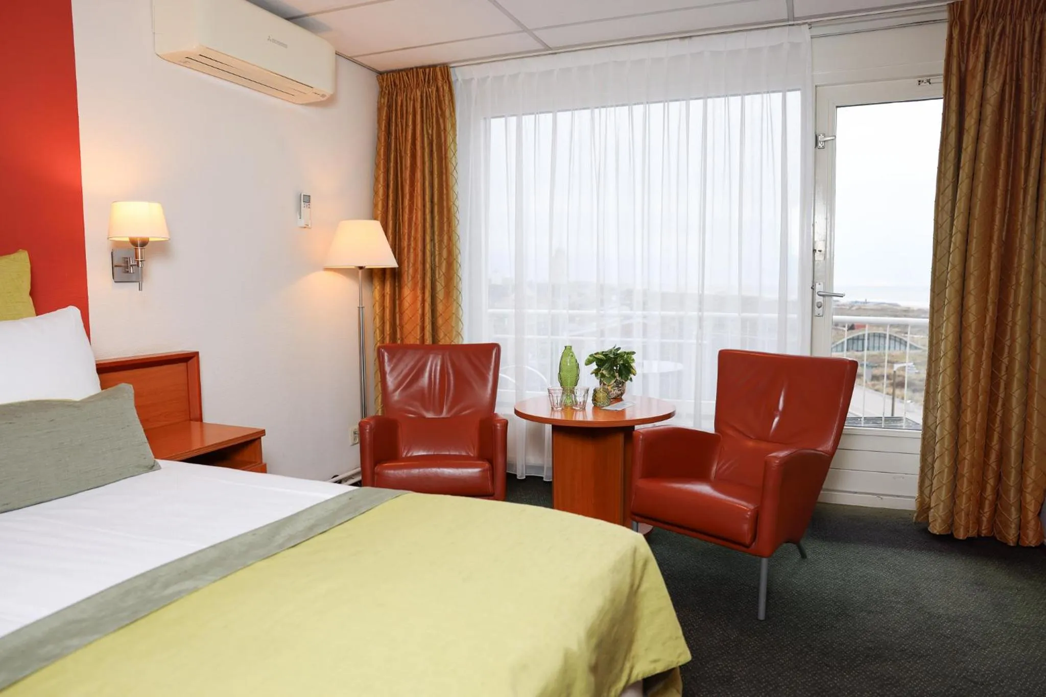 Bed in Hotel Noordzee