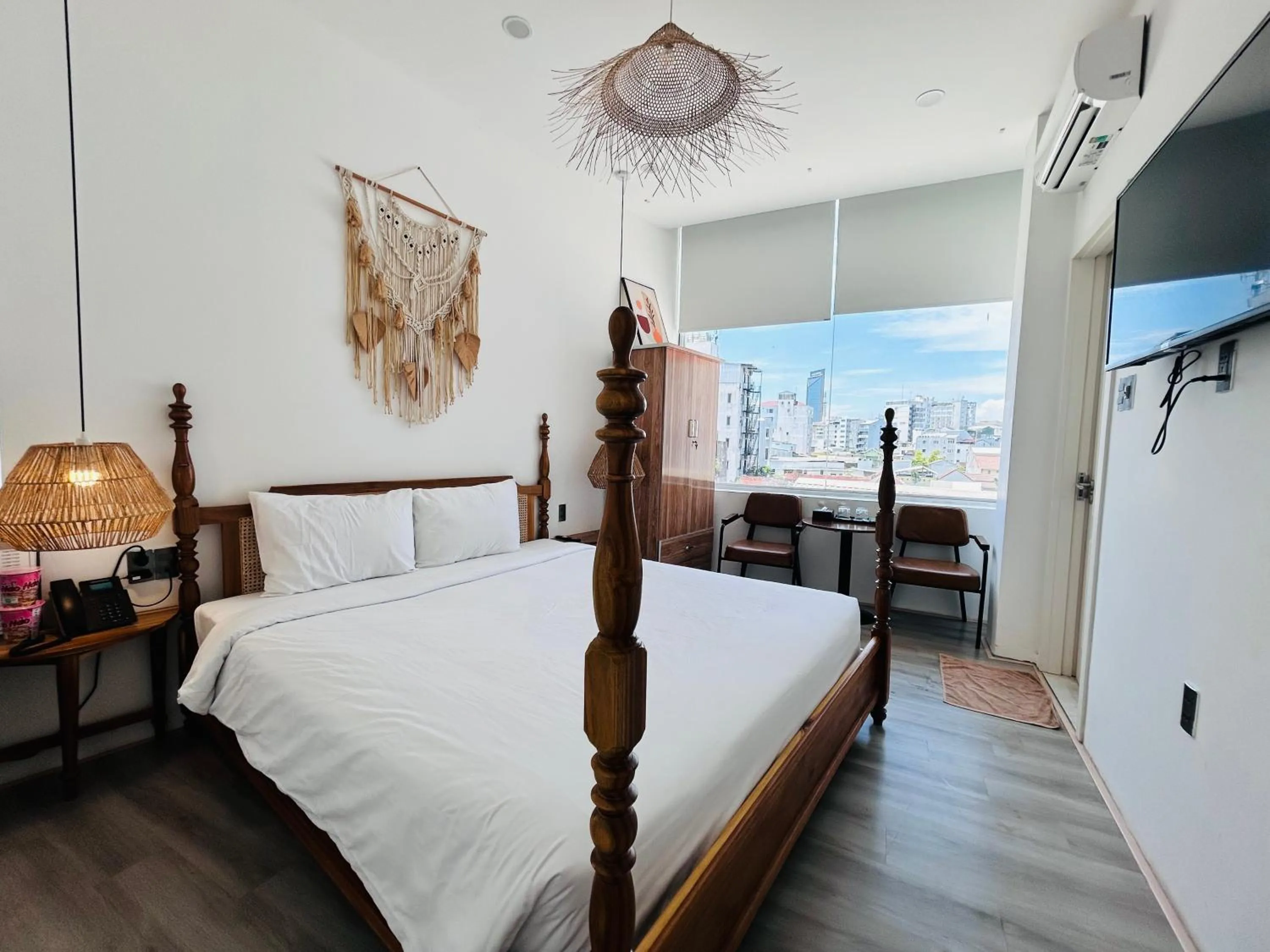 Bed in Pisces Hotel Hue