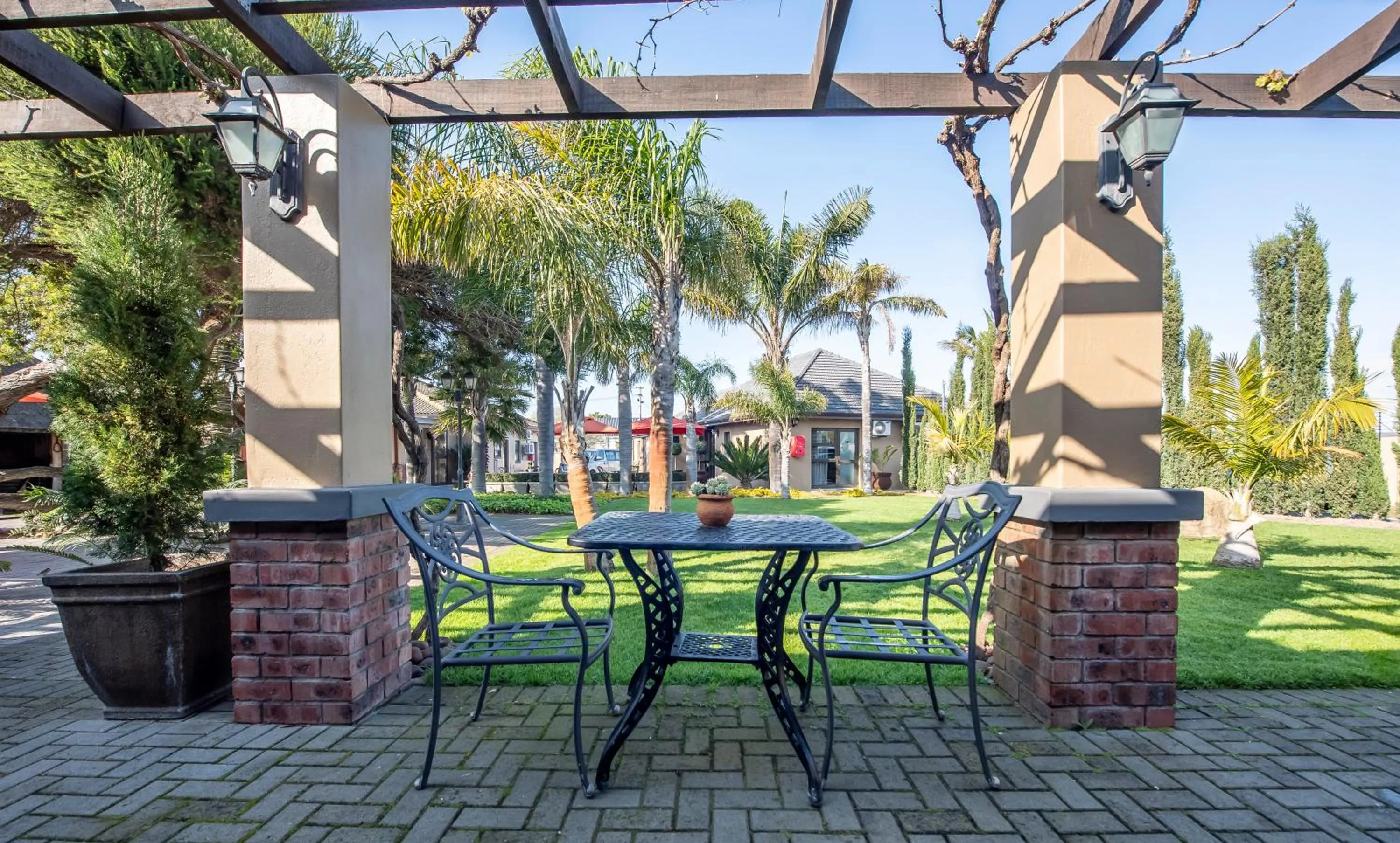 Garden in Excellent Guest House