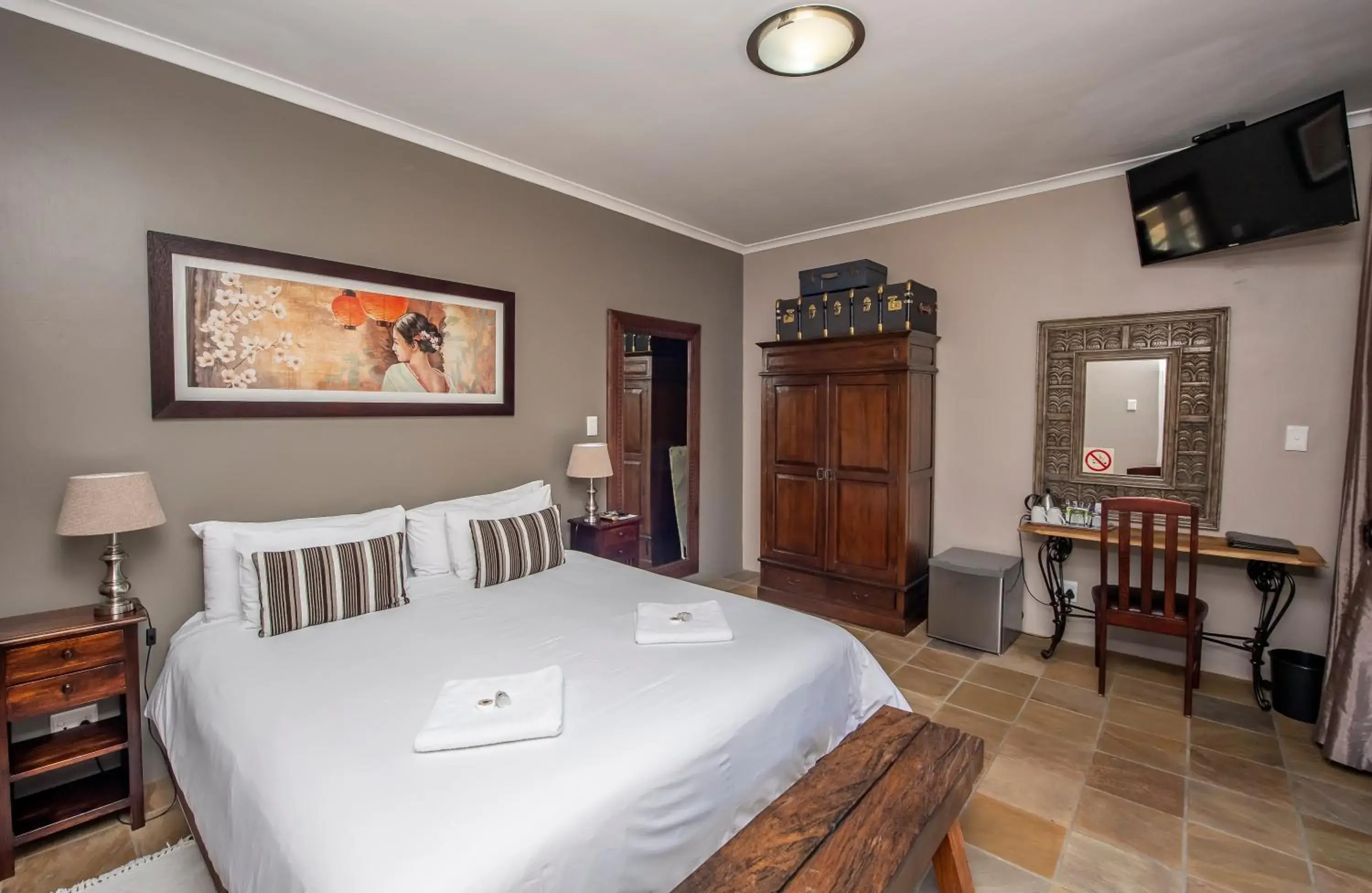 Triple Room in Excellent Guest House Triple Room in Excellent Guest House