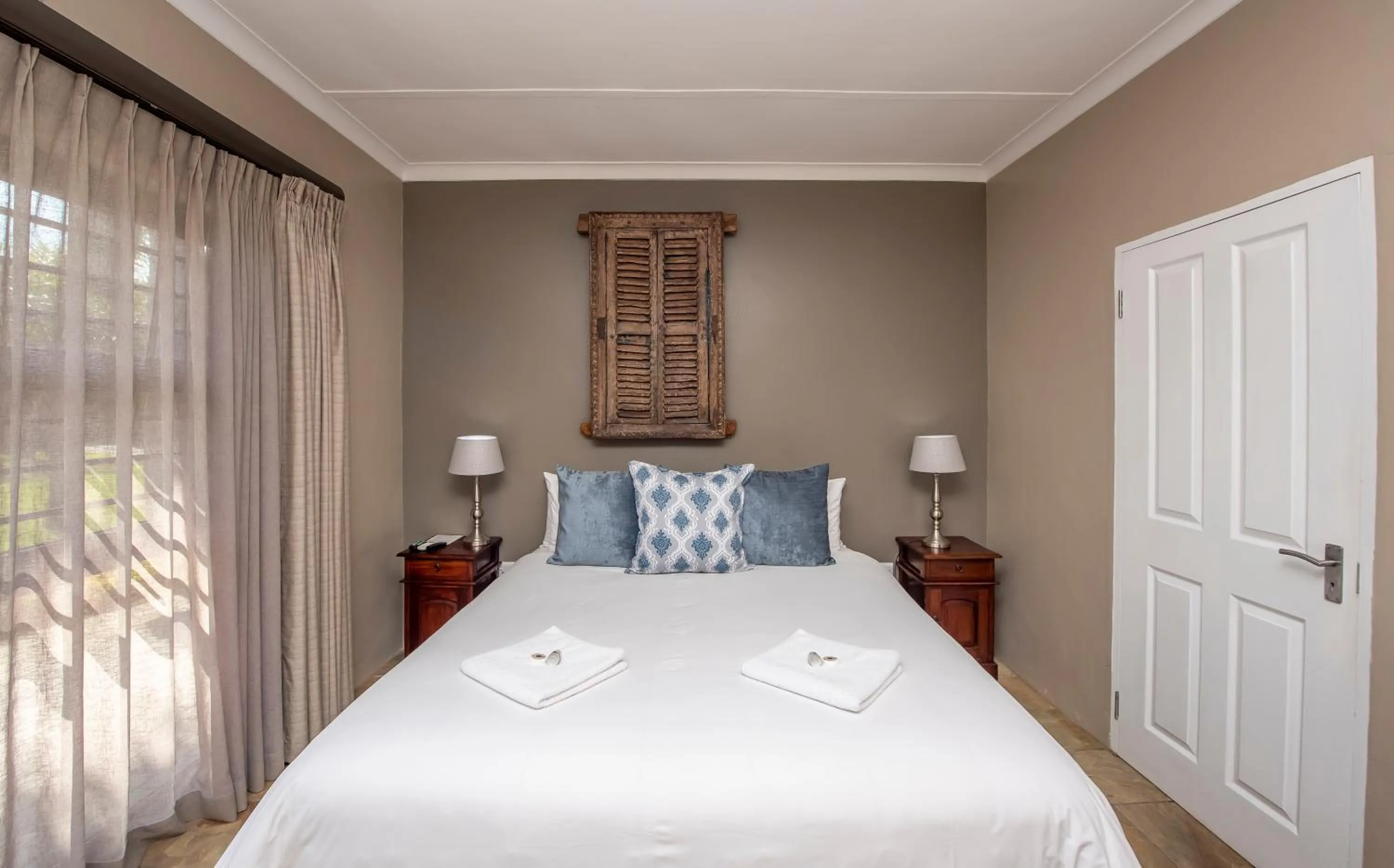 Bedroom, Bed in Excellent Guest House