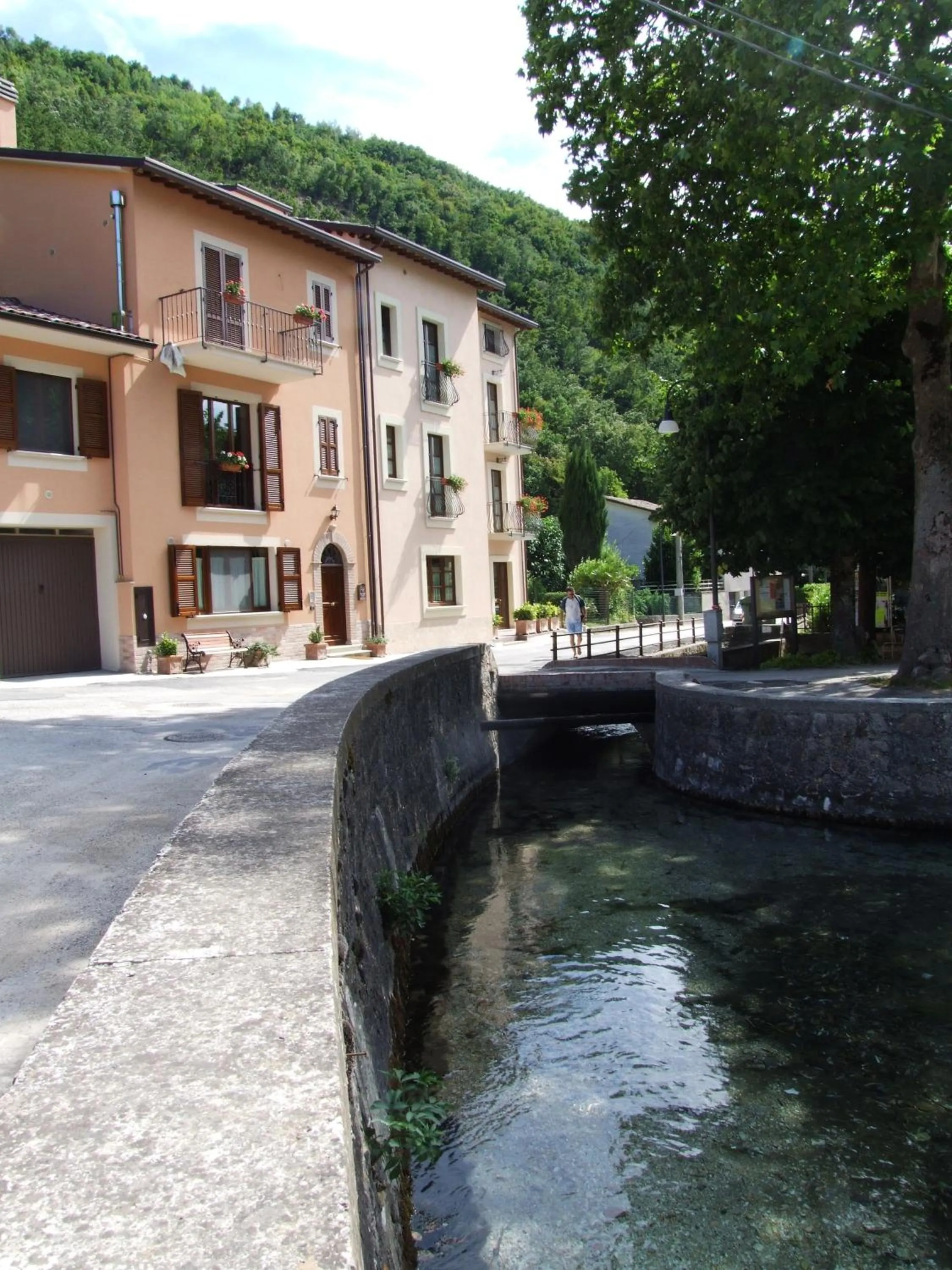 Albergo La Casa Nel Bosco