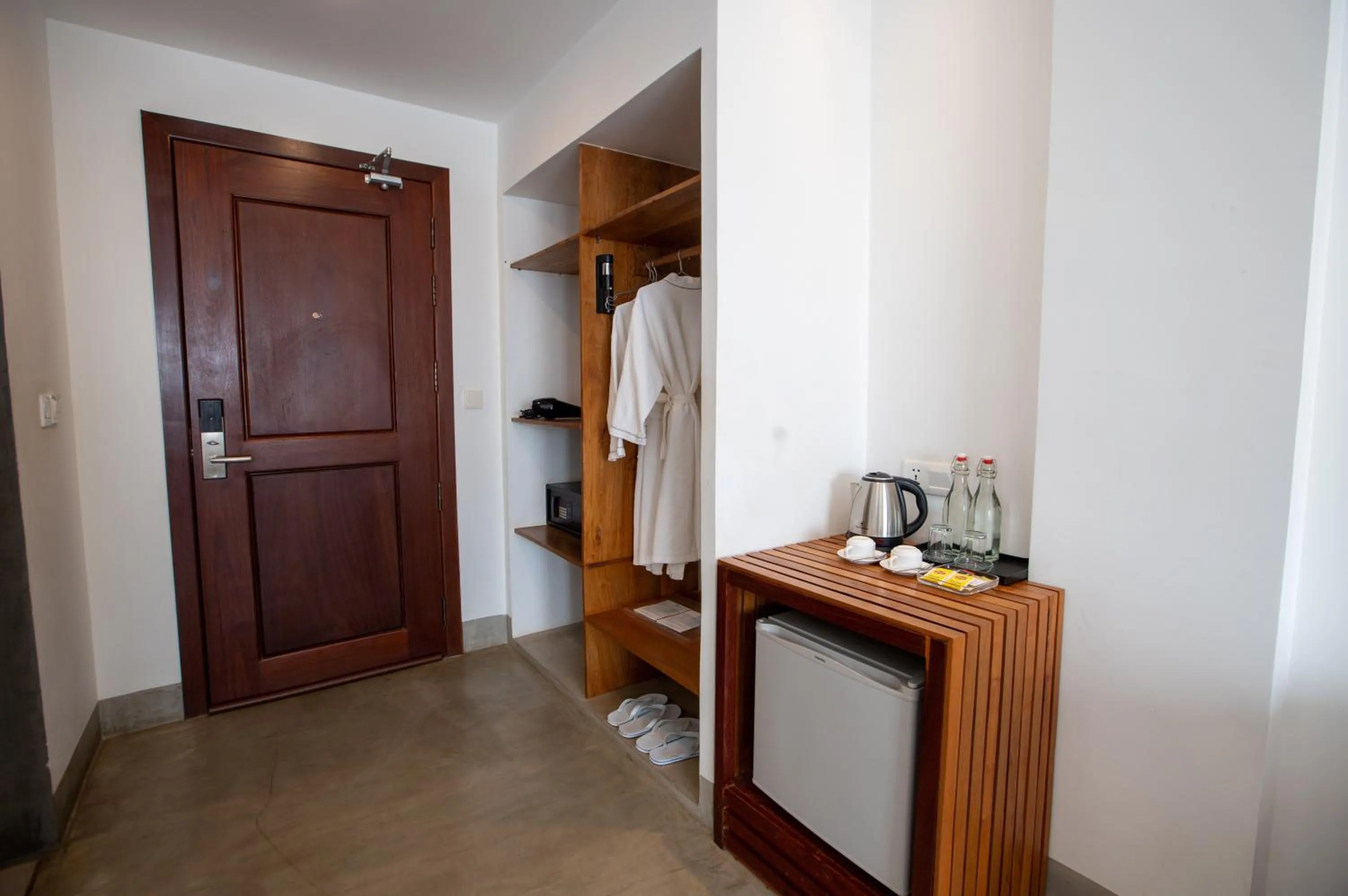 Coffee/tea facilities in DACO Hotel