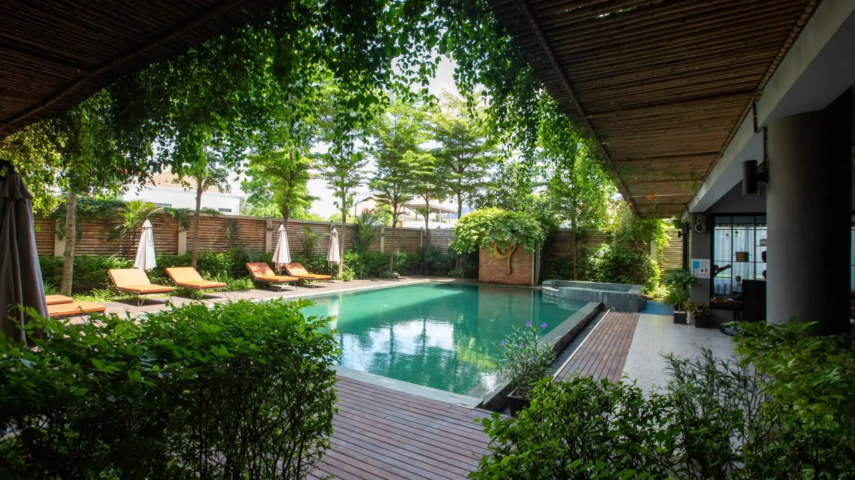 Restaurant/places to eat in DACO Hotel Restaurant/places to eat in DACO Hotel