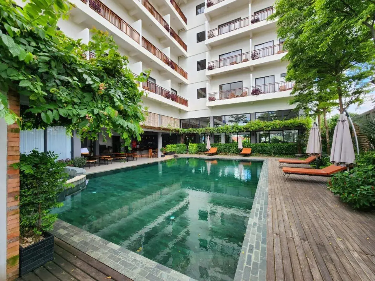 Property building in DACO Hotel Property building in DACO Hotel