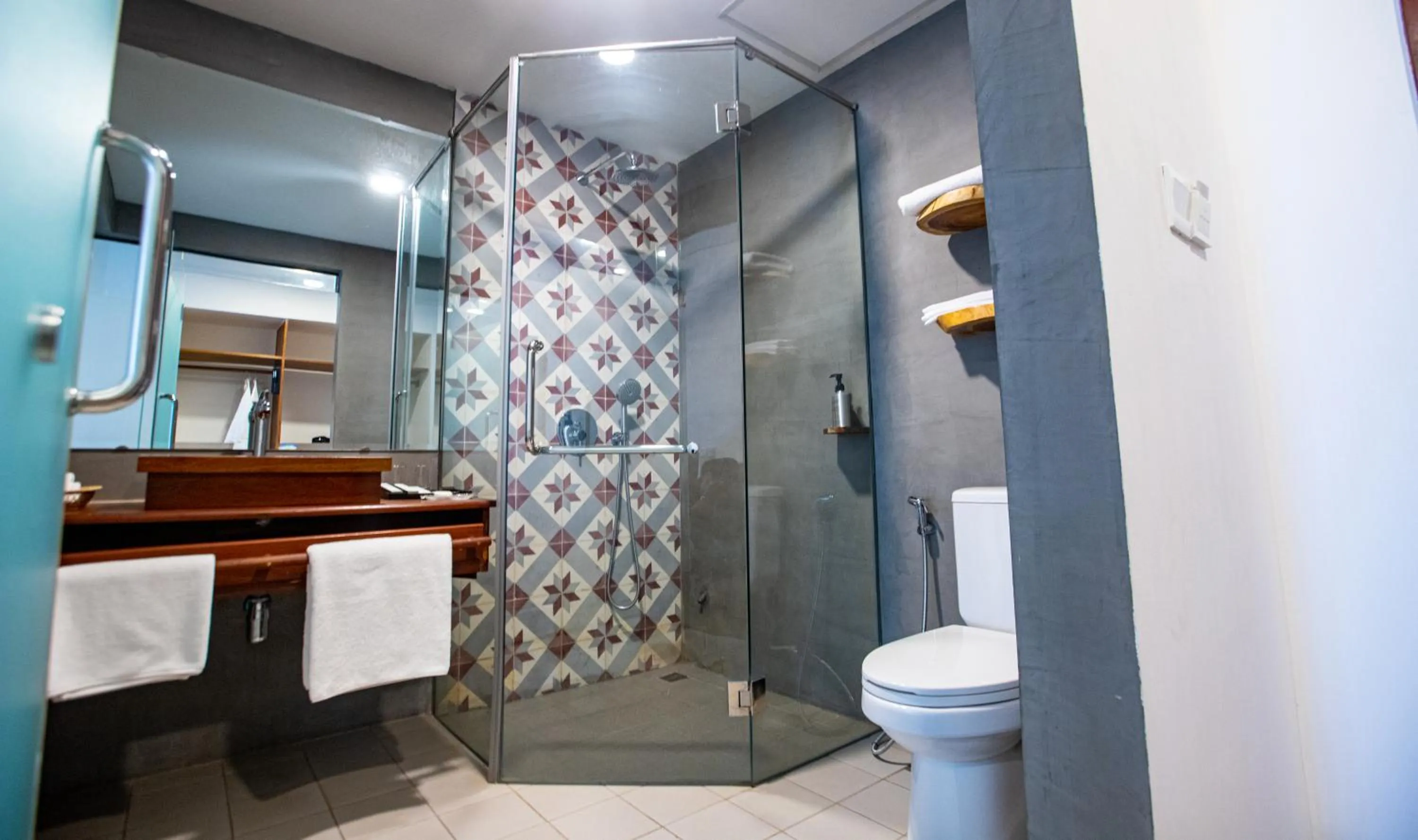 Bathroom in DACO Hotel