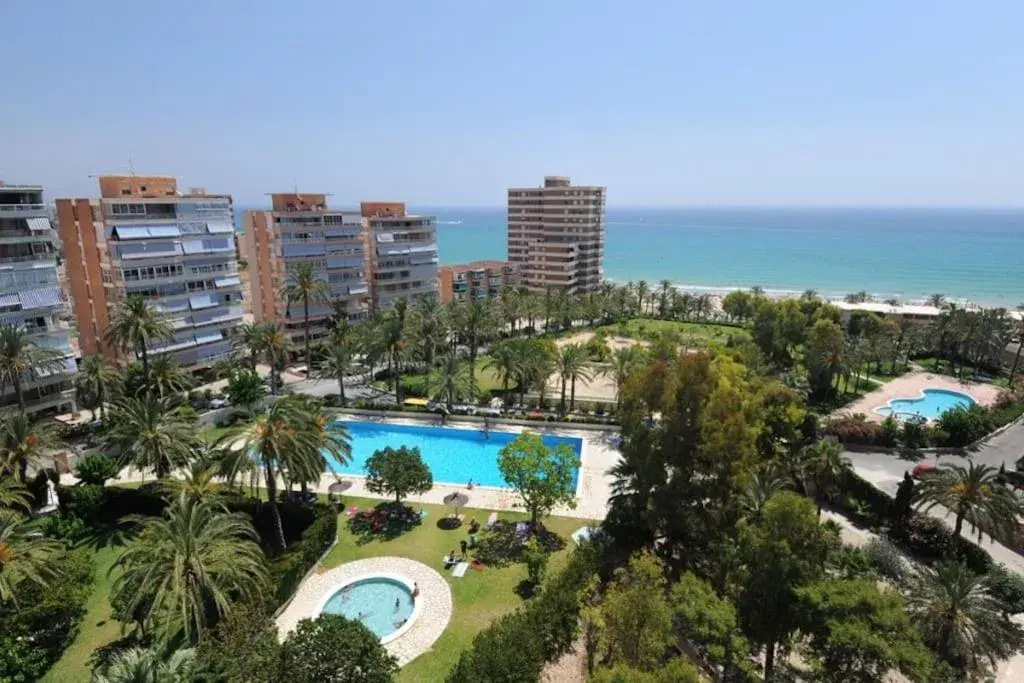 Apartment Rosalia, located on the 9th floor with amazing sea views and 2 large swimming pools! Apartment Rosalia, located on the 9th floor with amazing sea views and 2 large swimming pools!