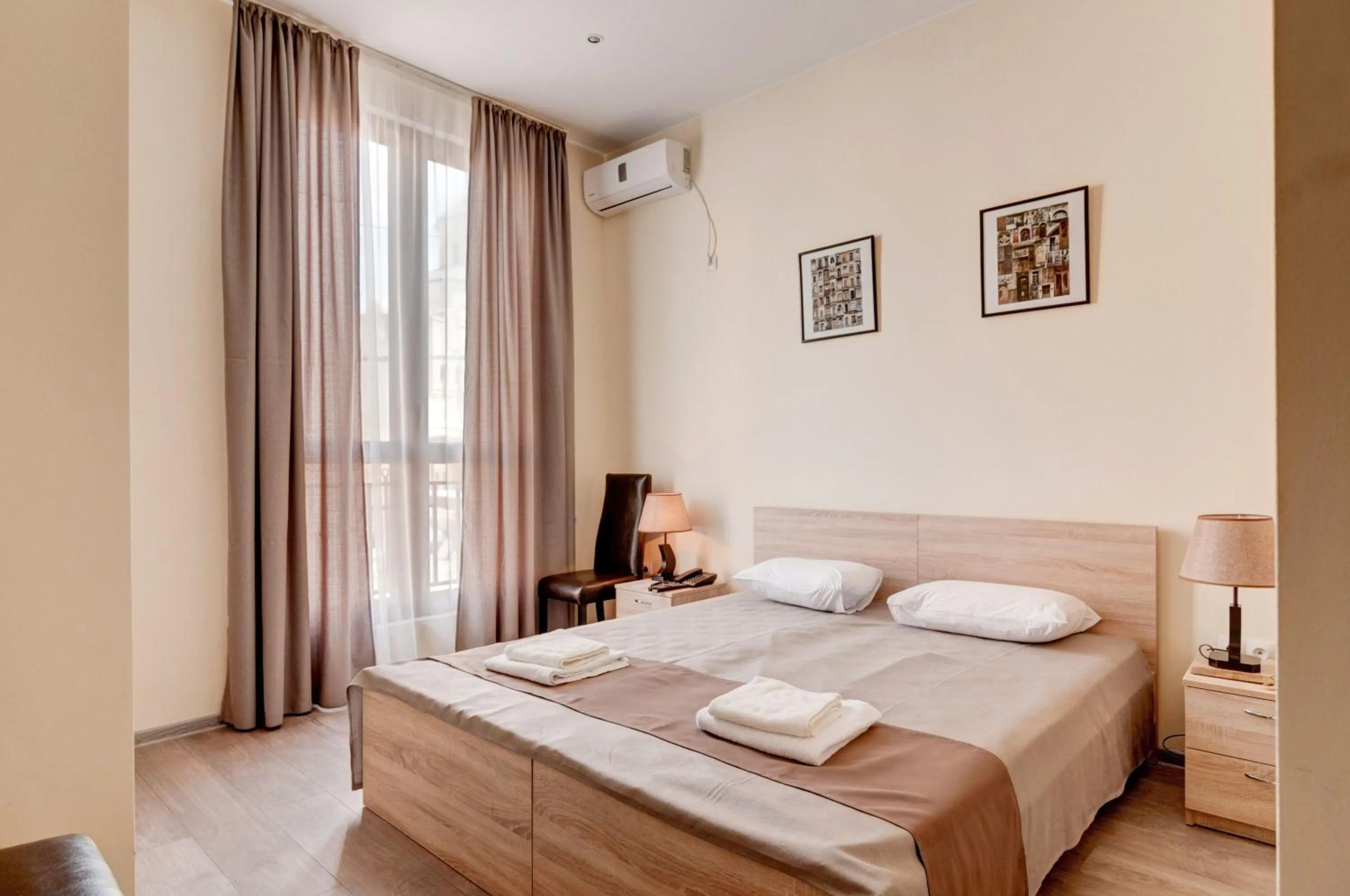 Bedroom, Bed in Liva Hotel