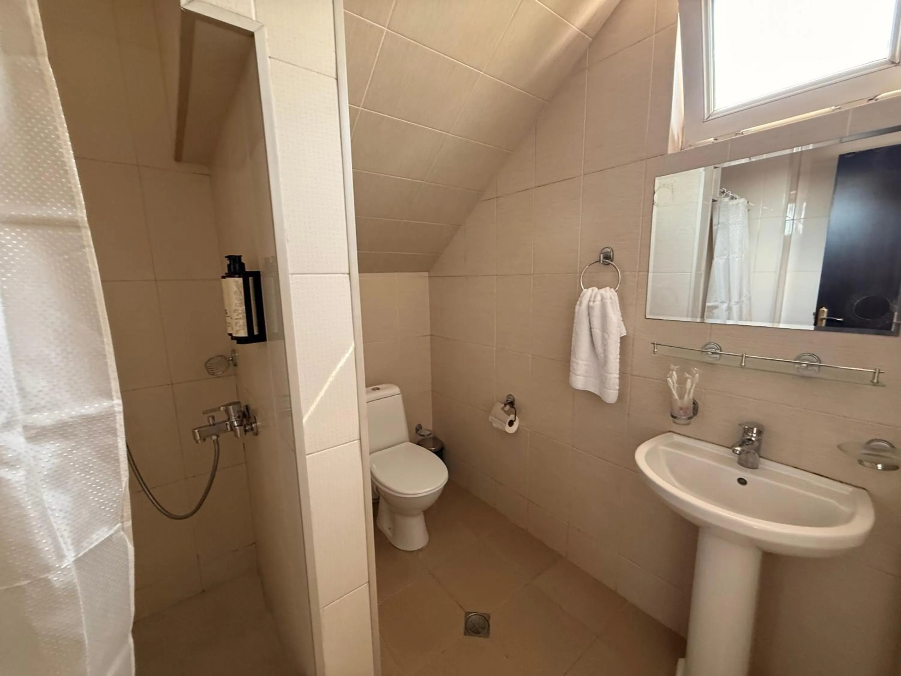 Shower in Liva Hotel