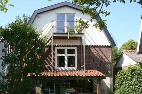 Facade/entrance in 't Wapen van Middelie