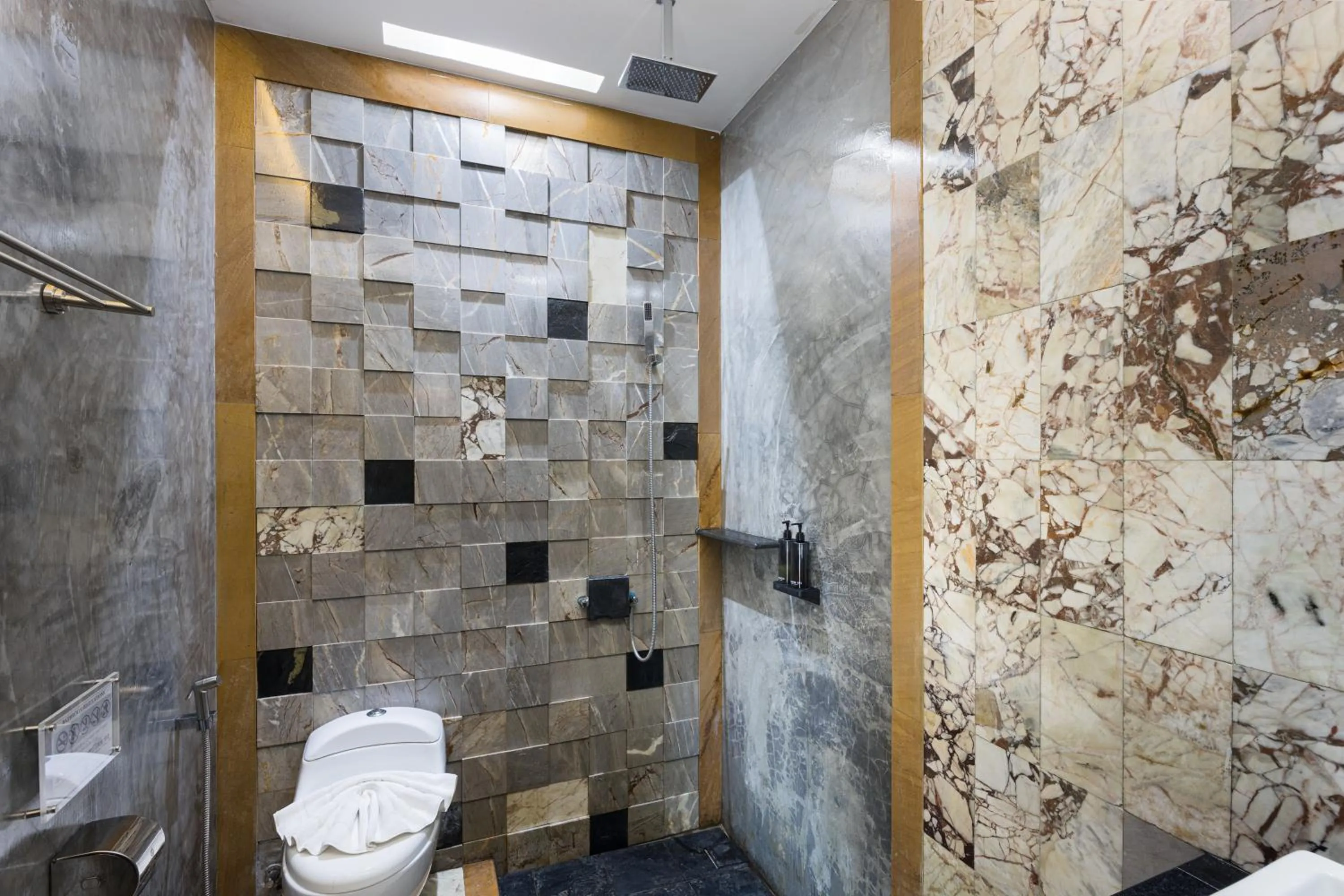 Shower in Blue Palm Kata Resort