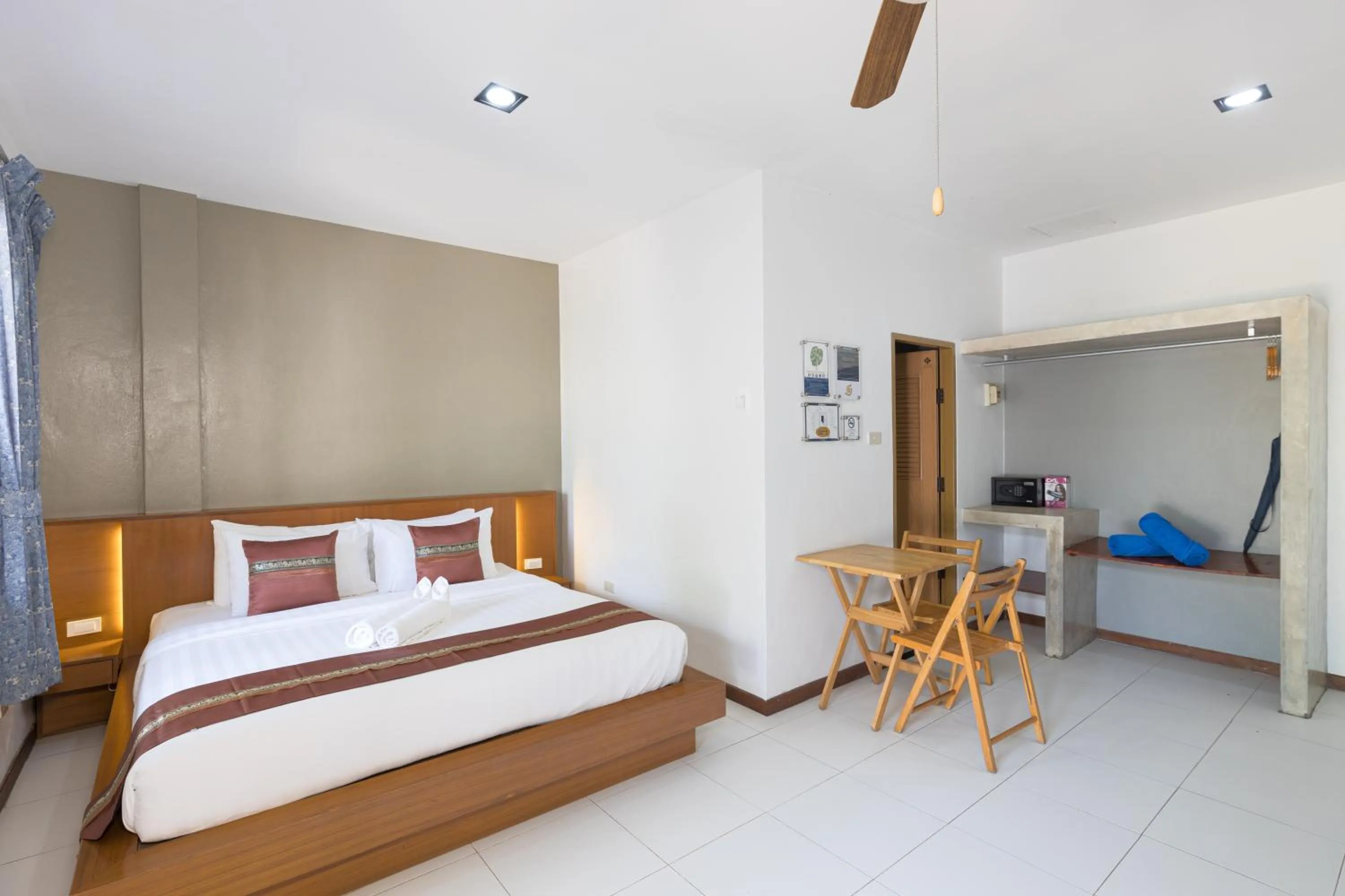 Photo of the whole room, Bed in Blue Palm Kata Resort