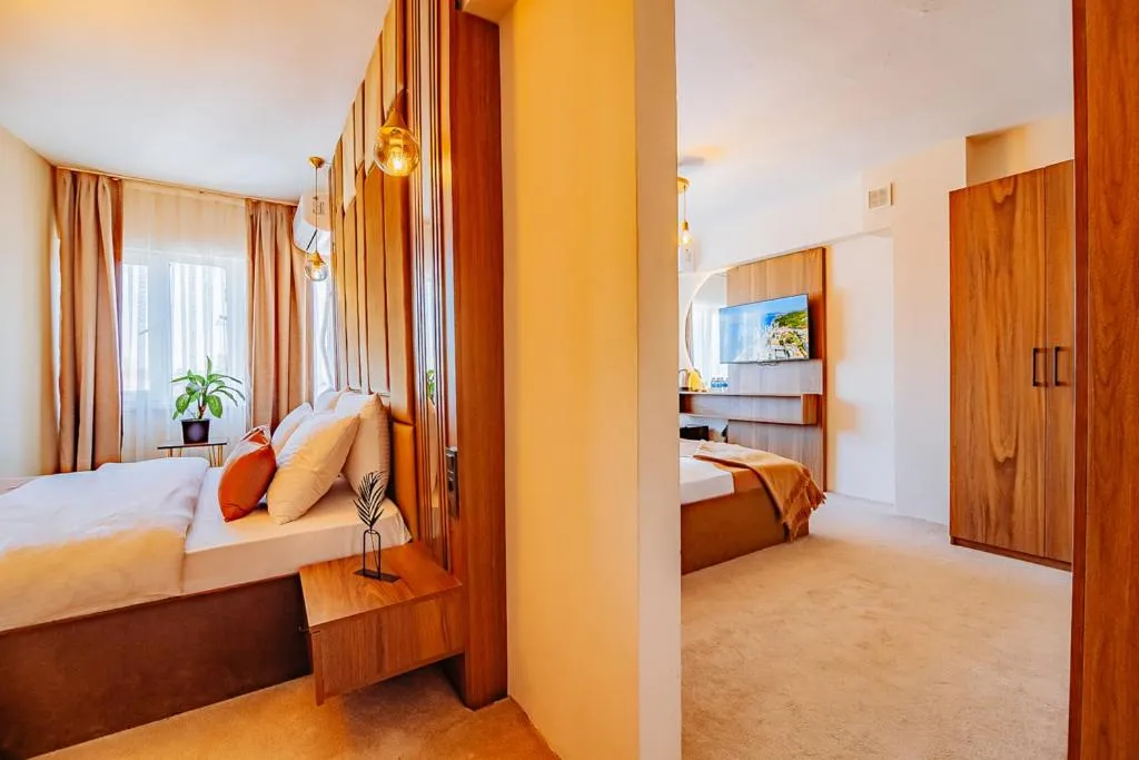 Bed in Ali Khan Hotel