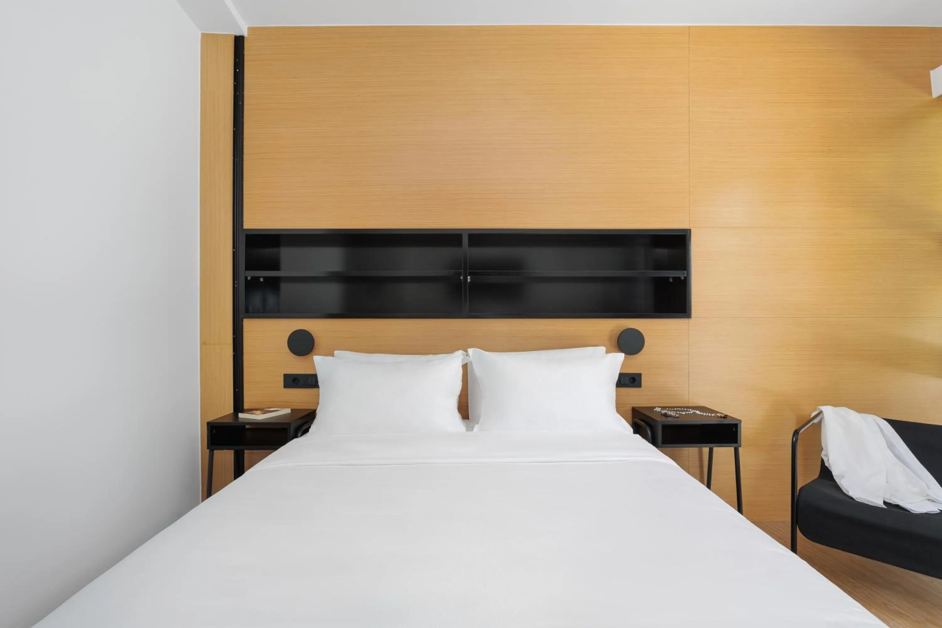 Bed in THE URBANIST •inner city residences•