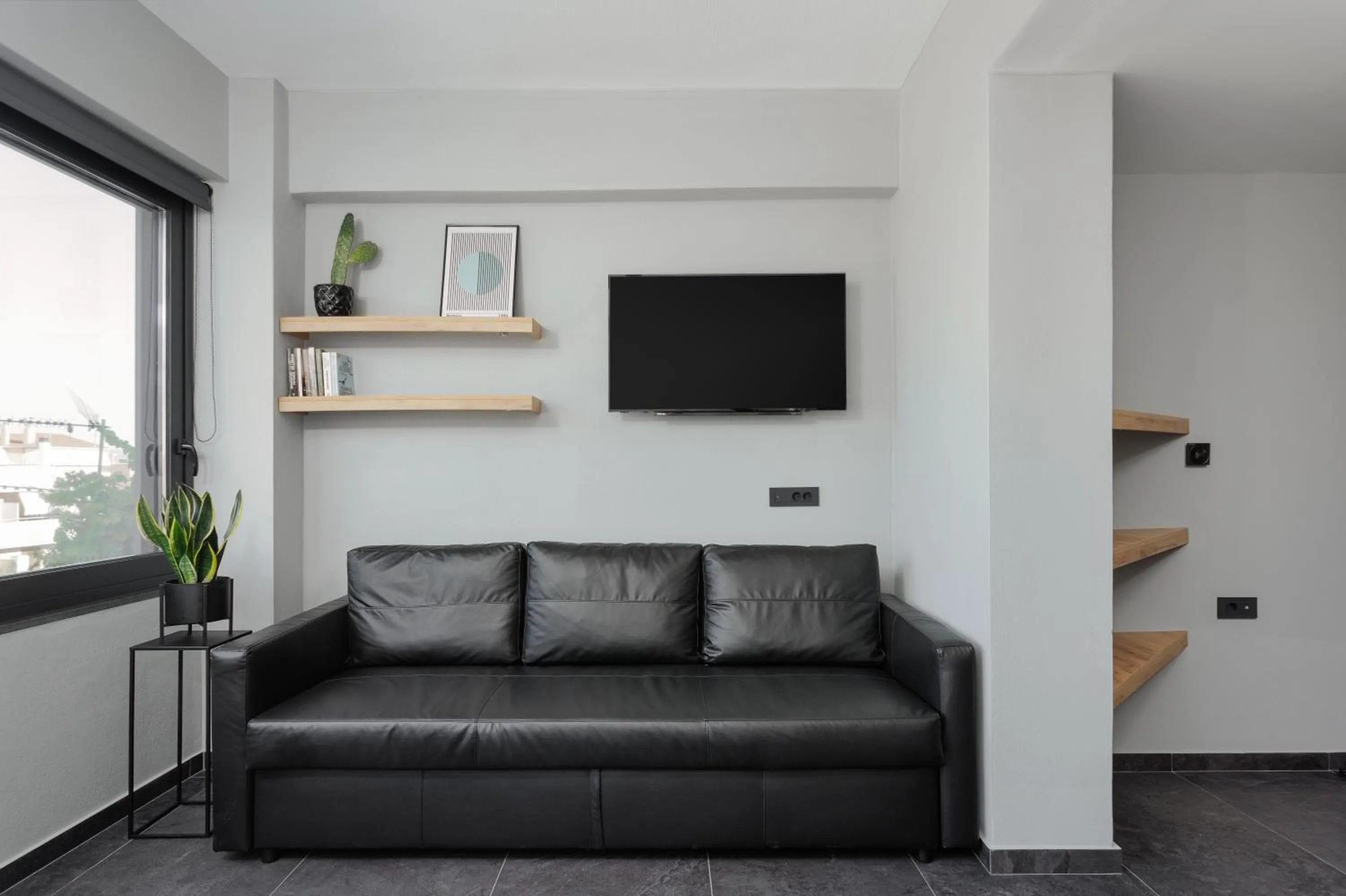 TV and multimedia in THE URBANIST •inner city residences•