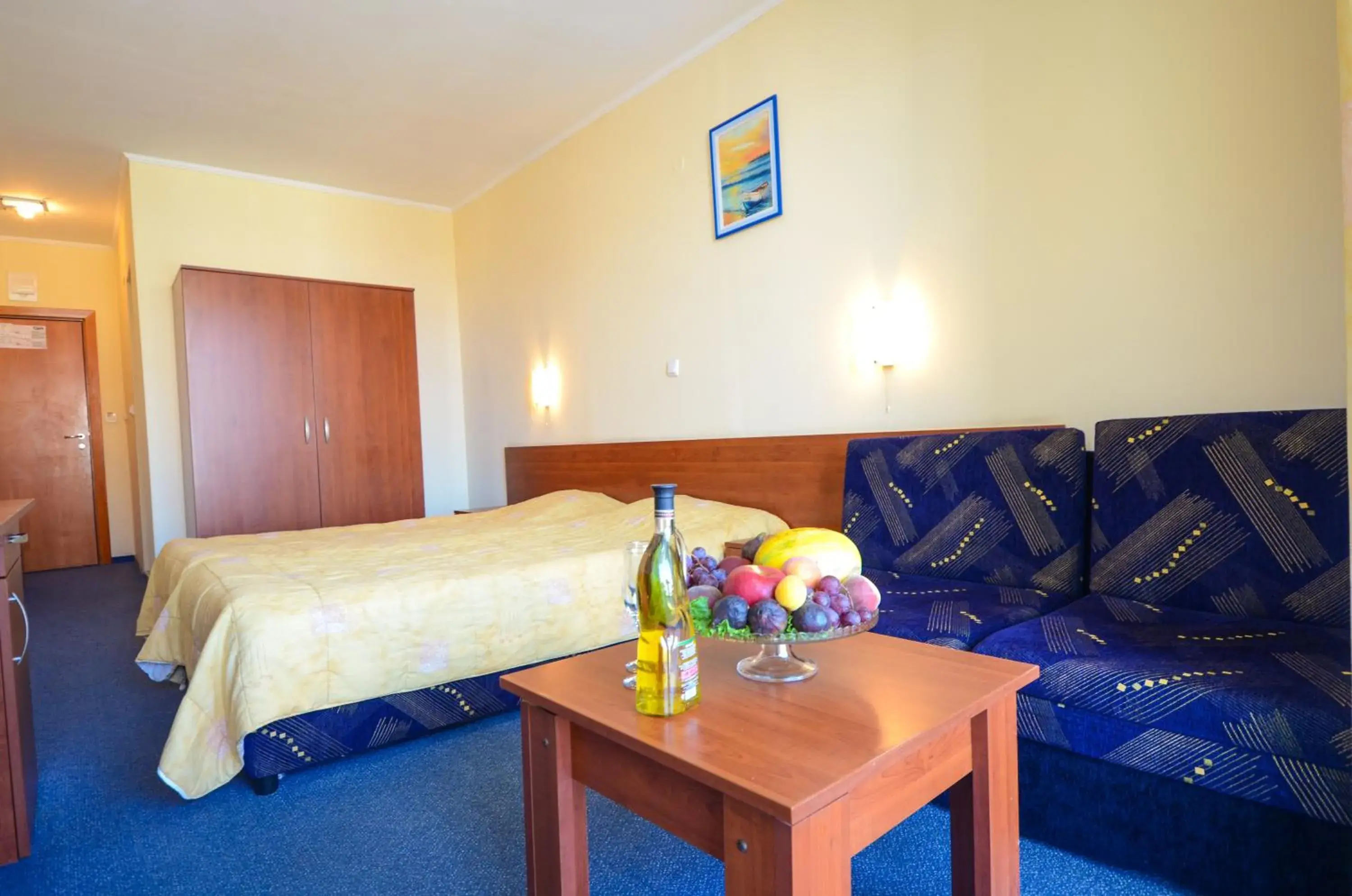 Twin Room with Balcony (2 Adults + 1 Child) in Family Hotel Eliri Twin Room with Balcony (2 Adults + 1 Child) in Family Hotel Eliri