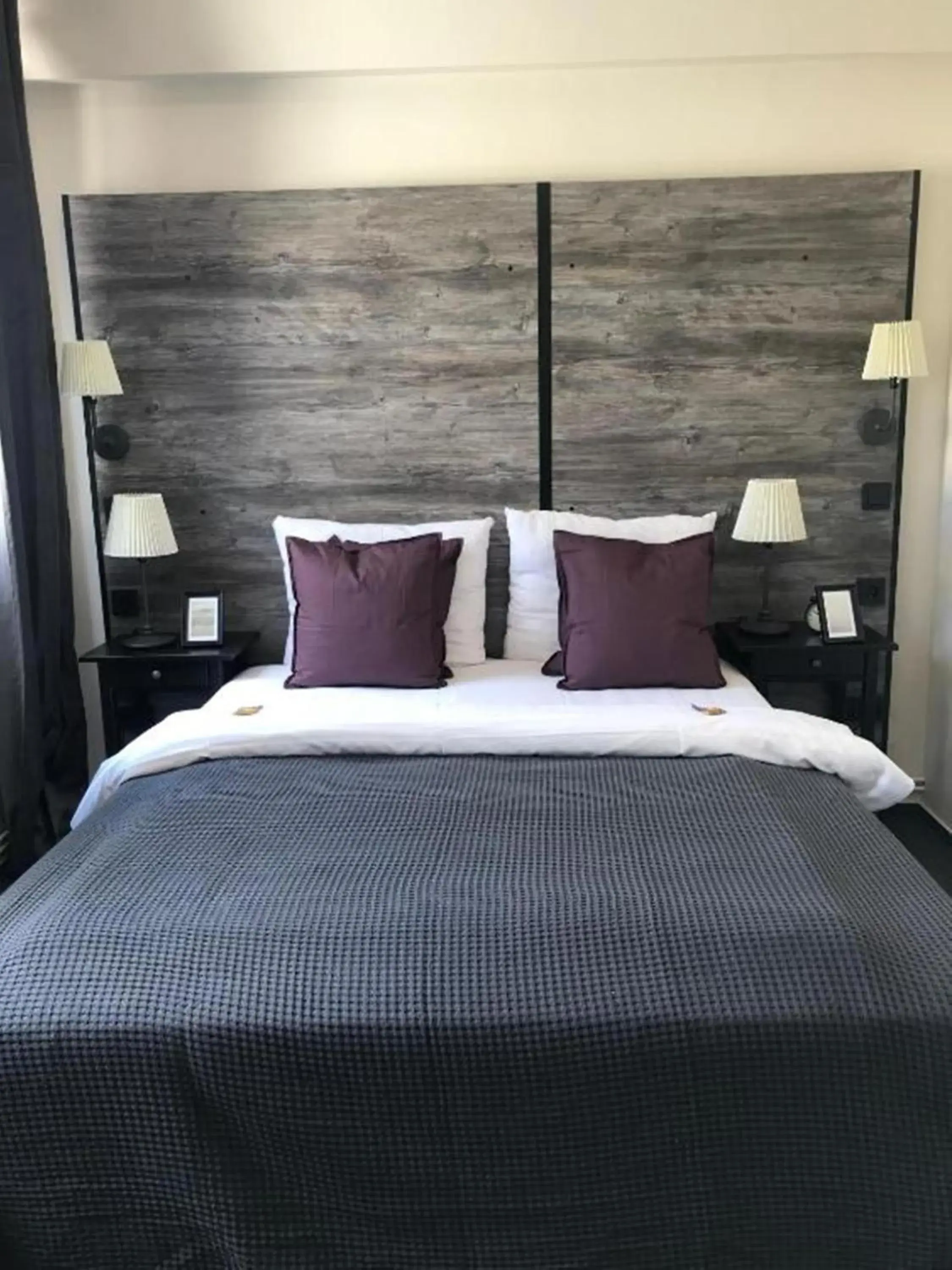 Double Room with Shared Bathroom in Hamburg Room Double Room with Shared Bathroom in Hamburg Room