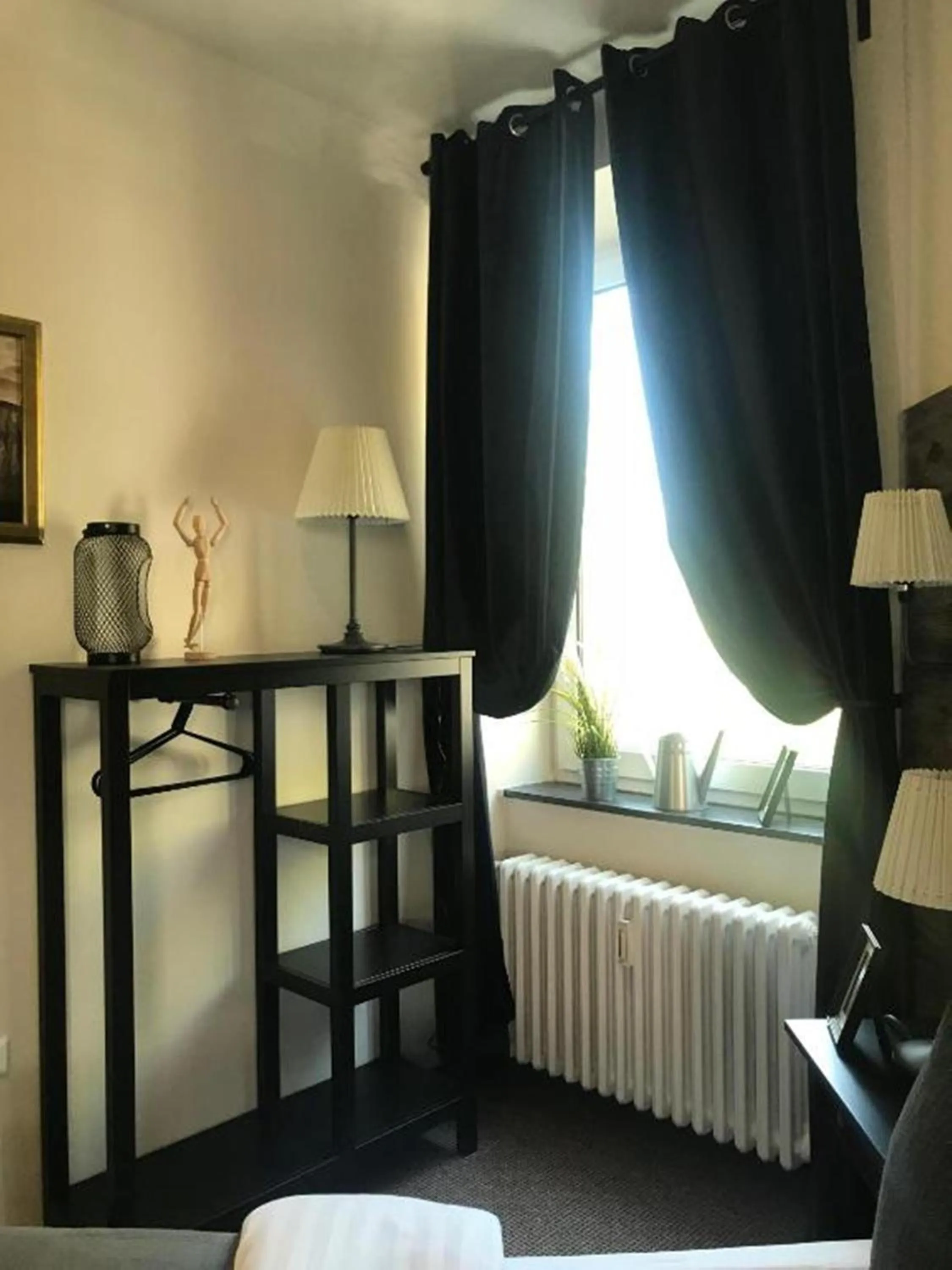 hair dresser, Bed in Room's by Sleephotels