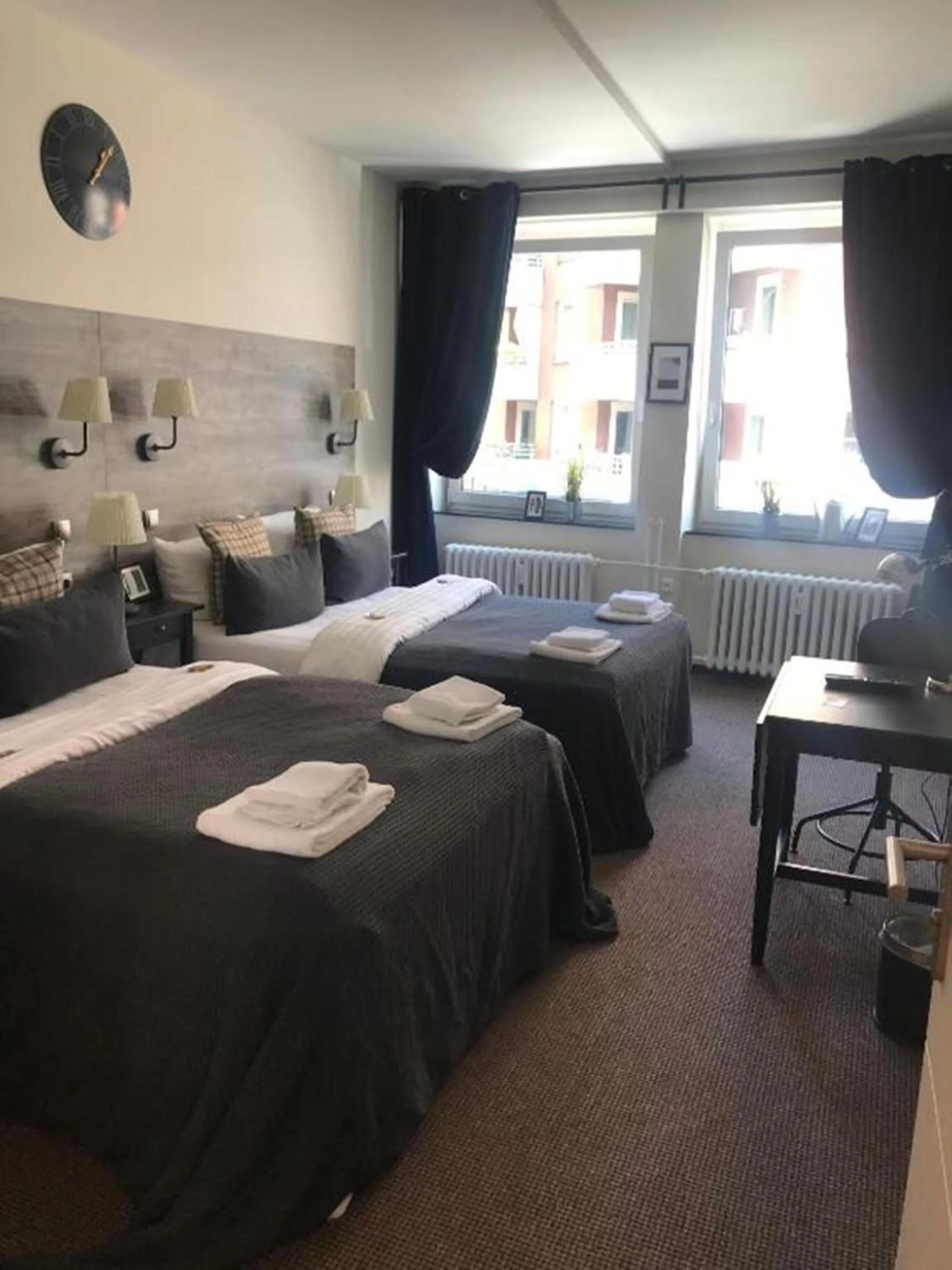 Photo of the whole room, Bed in Room's by Sleephotels