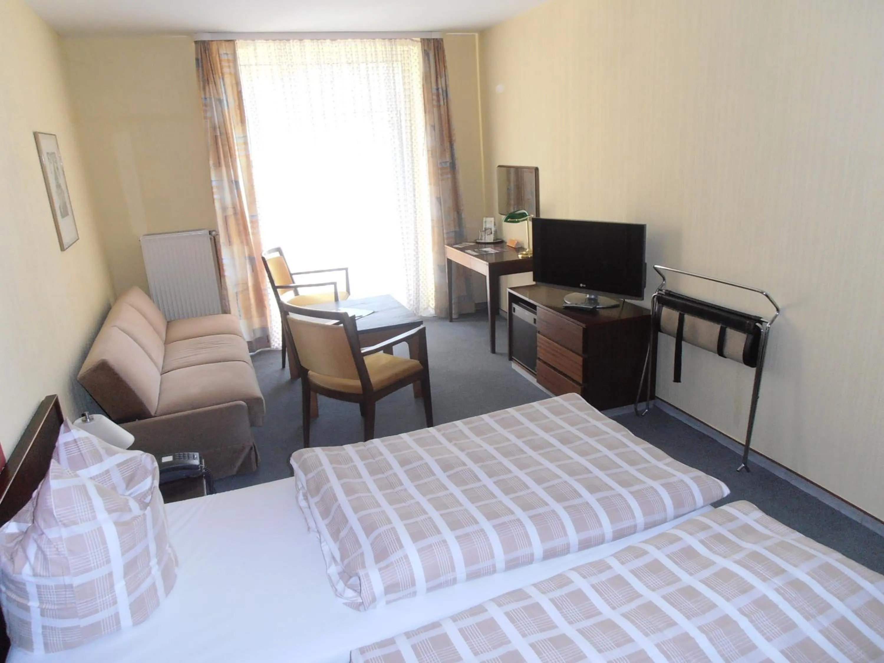 Photo of the whole room in Hotel am Deister